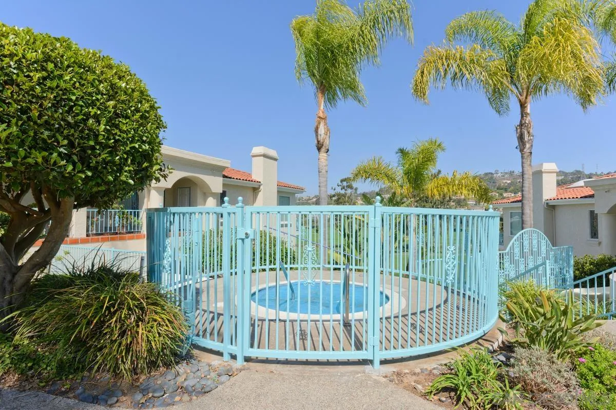 https://cdn.realtyfeed.com/cdn/127/260021055/947a33d03379bd6702ee4e9a76073976.webp