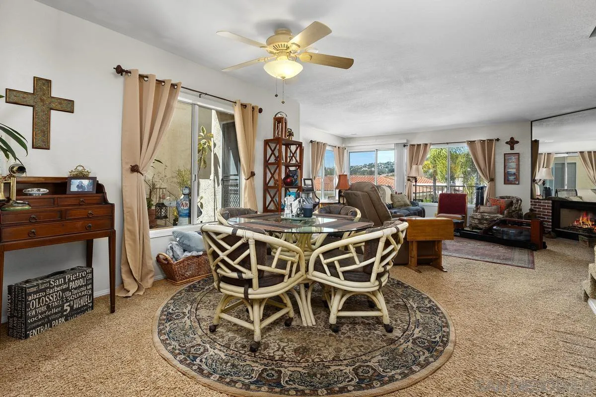 https://cdn.realtyfeed.com/cdn/127/260021055/a594ad7f9edd96083294479ac484d790.webp