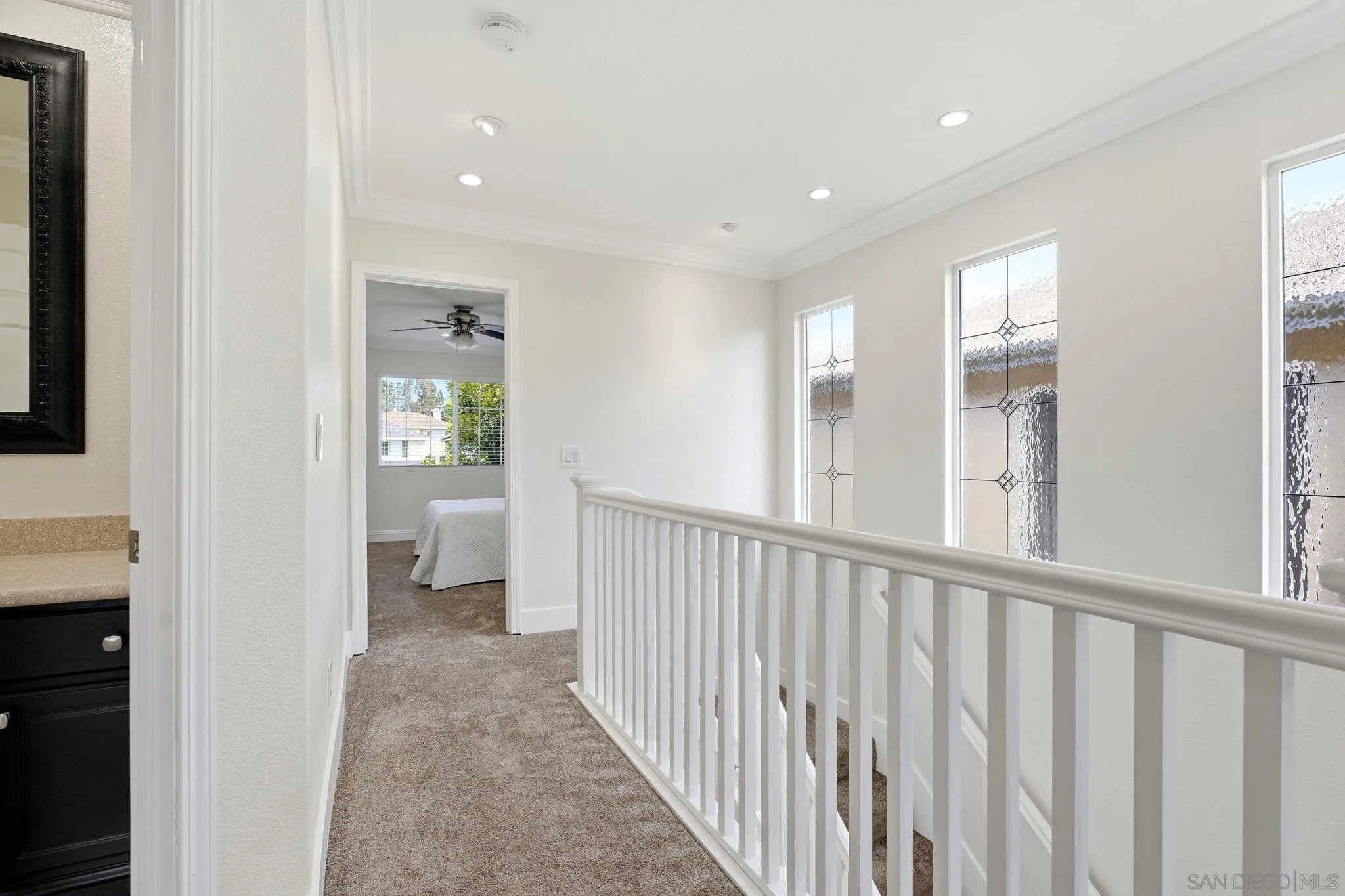 https://cdn.realtyfeed.com/cdn/127/260021056/aa5bc8f977ef99252babd202406bbd4e.webp