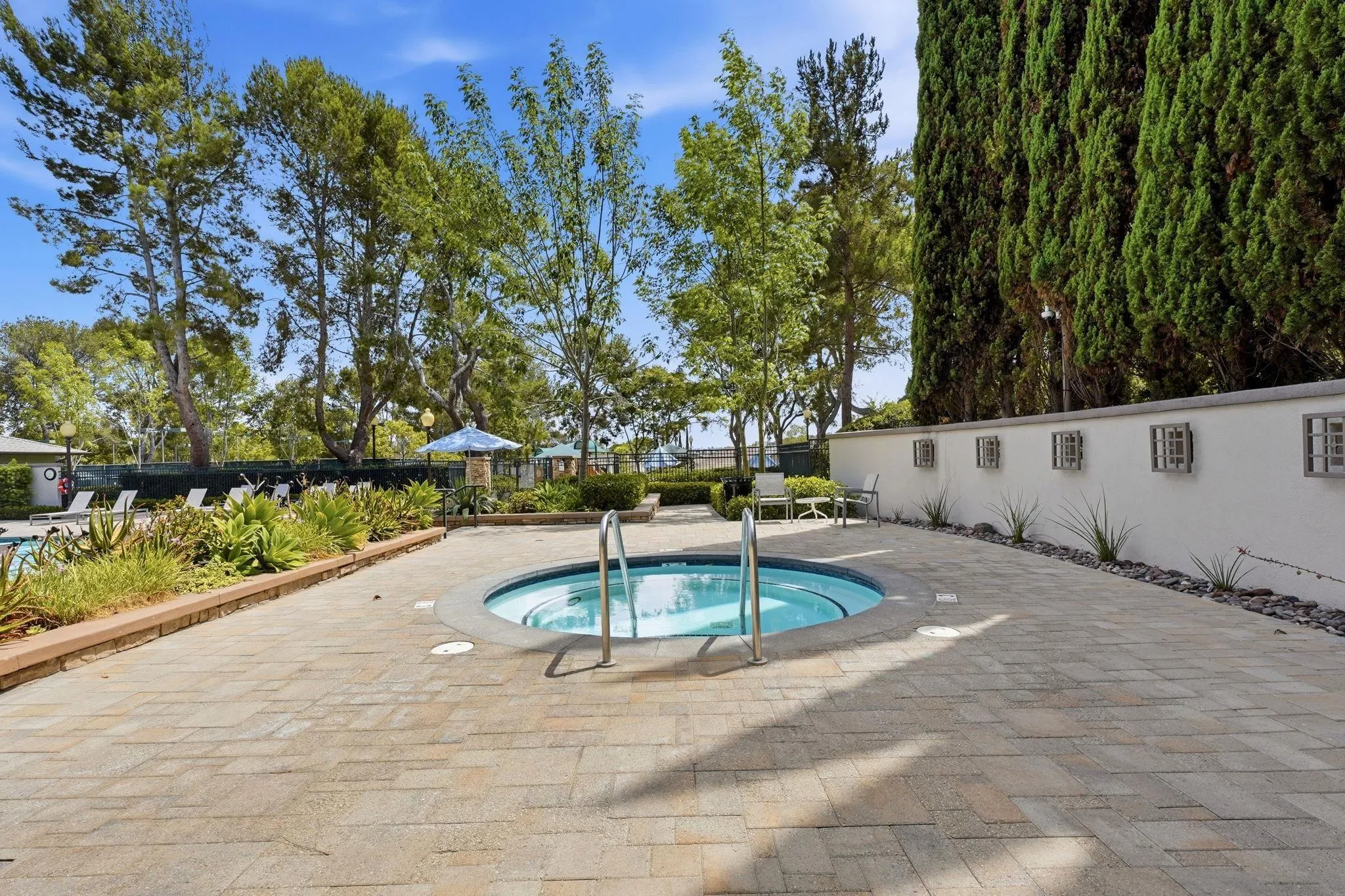 https://cdn.realtyfeed.com/cdn/127/260021056/e4eb4449d86e270c0a2b2da118d8e588.webp