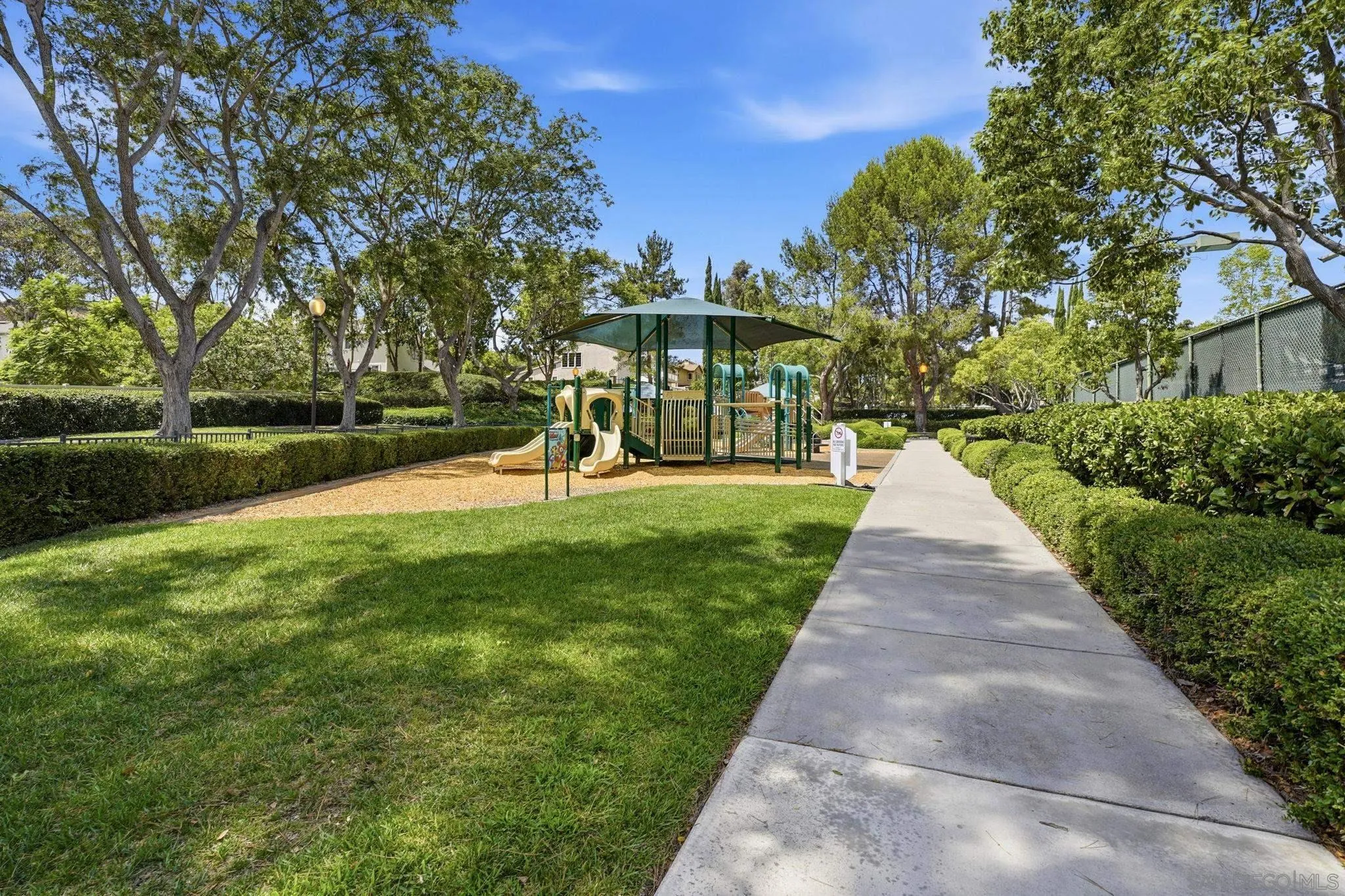 https://cdn.realtyfeed.com/cdn/127/260021056/e9759d70748c975e88285b19555b8c34.webp
