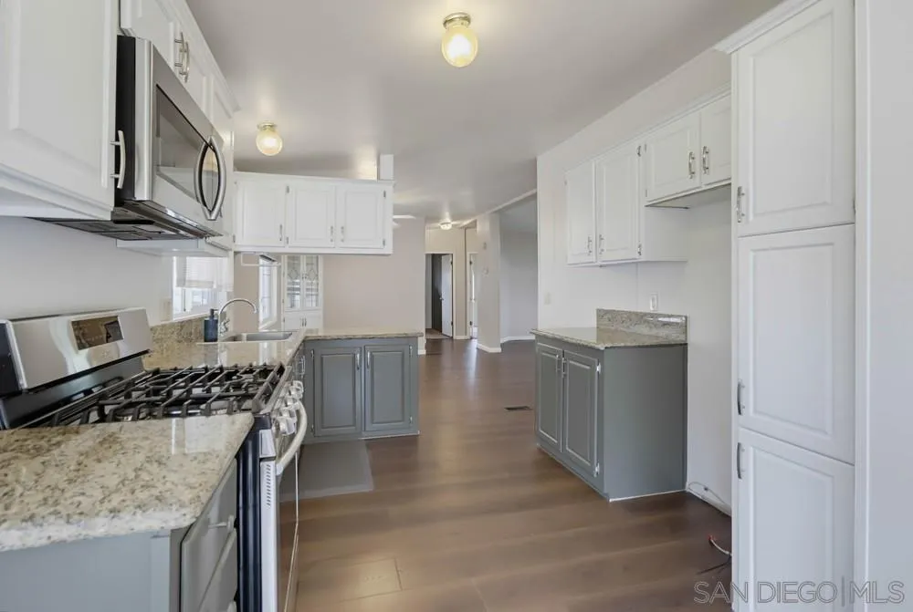 https://cdn.realtyfeed.com/cdn/127/260021058/1a98a23a638712ea5414fae38a742218.webp