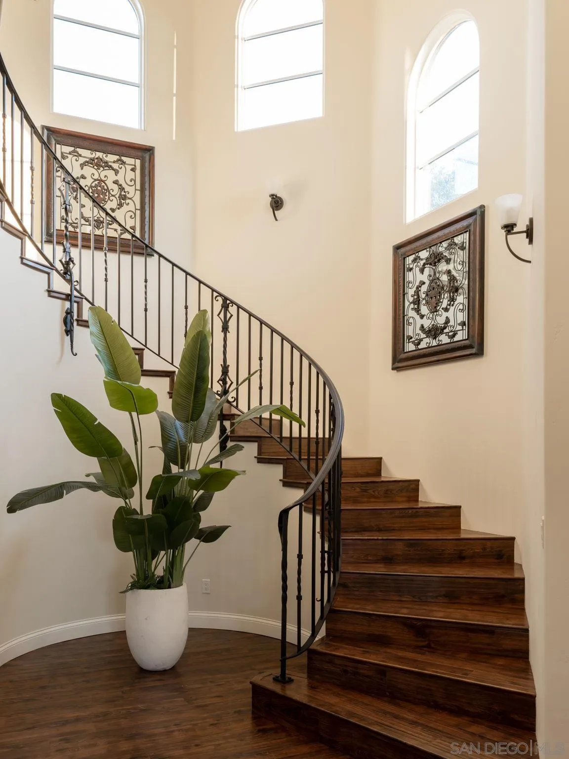 https://cdn.realtyfeed.com/cdn/127/260021061/59694c991de23501b9c70df8f63b443a.webp