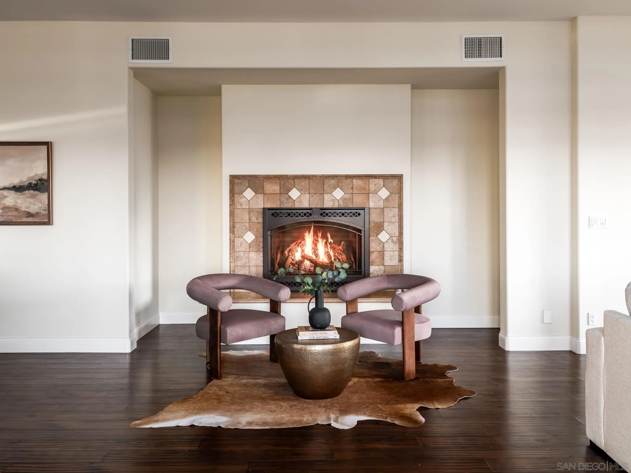 https://cdn.realtyfeed.com/cdn/127/260021061/5a79a0f6168518488c2f101fb4623169.webp