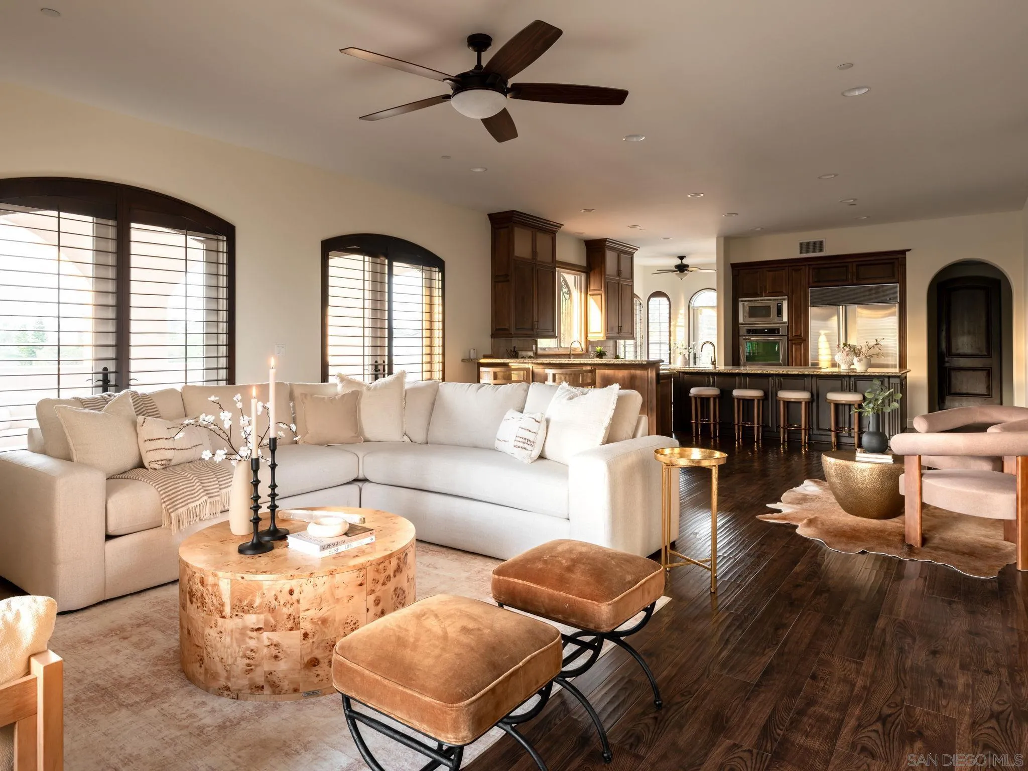 https://cdn.realtyfeed.com/cdn/127/260021061/e23c54f0975005991cd86a780c162b28.webp