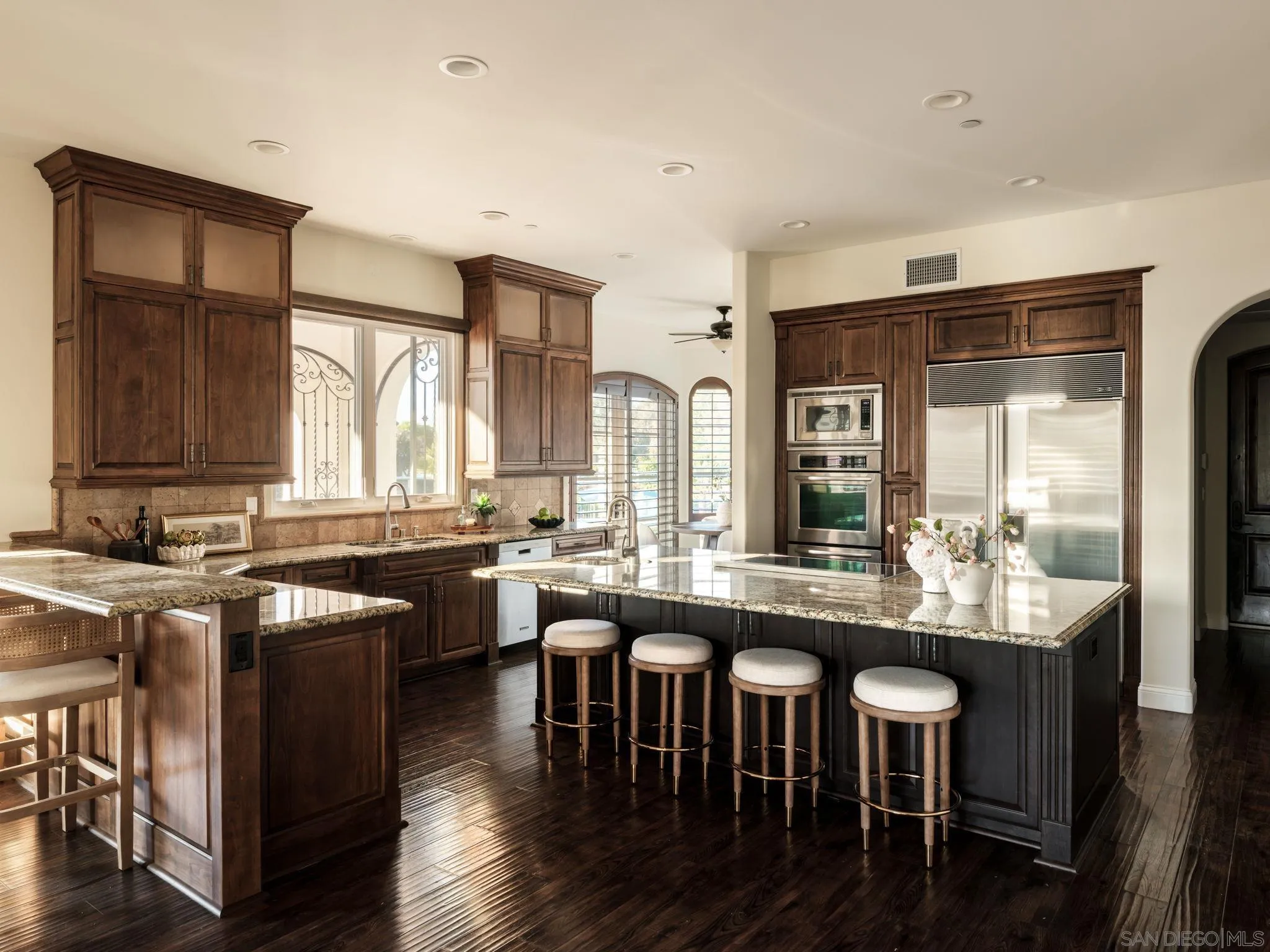 https://cdn.realtyfeed.com/cdn/127/260021061/ec9422768b8b71610711e2e1e6e1cc58.webp