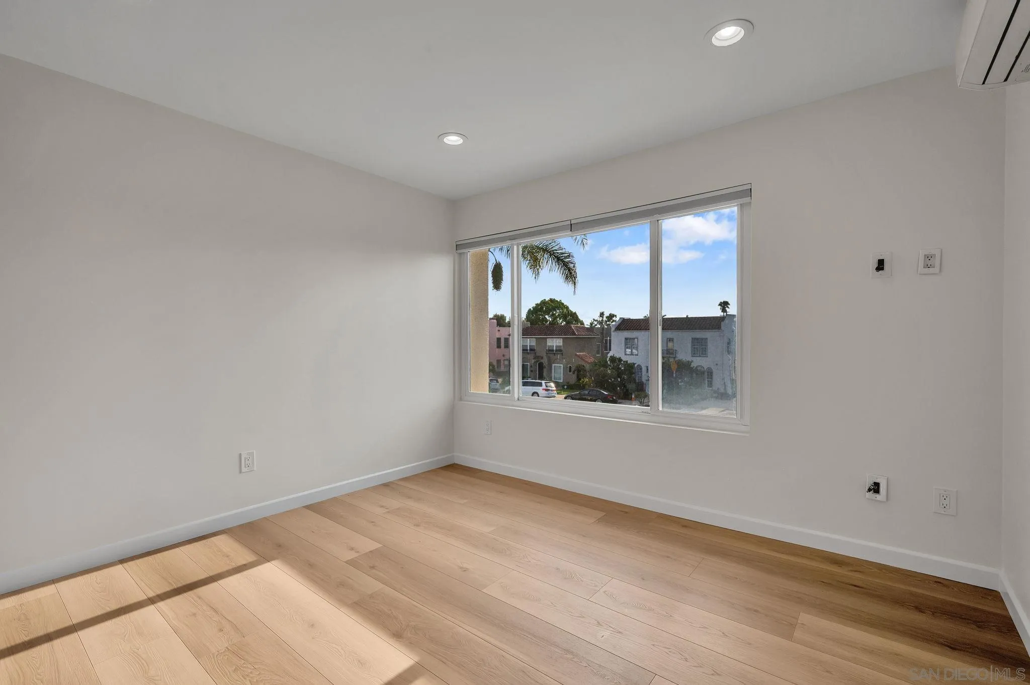 https://cdn.realtyfeed.com/cdn/127/260021062/2916510617ded7b9a7147194f5f6ad8e.webp