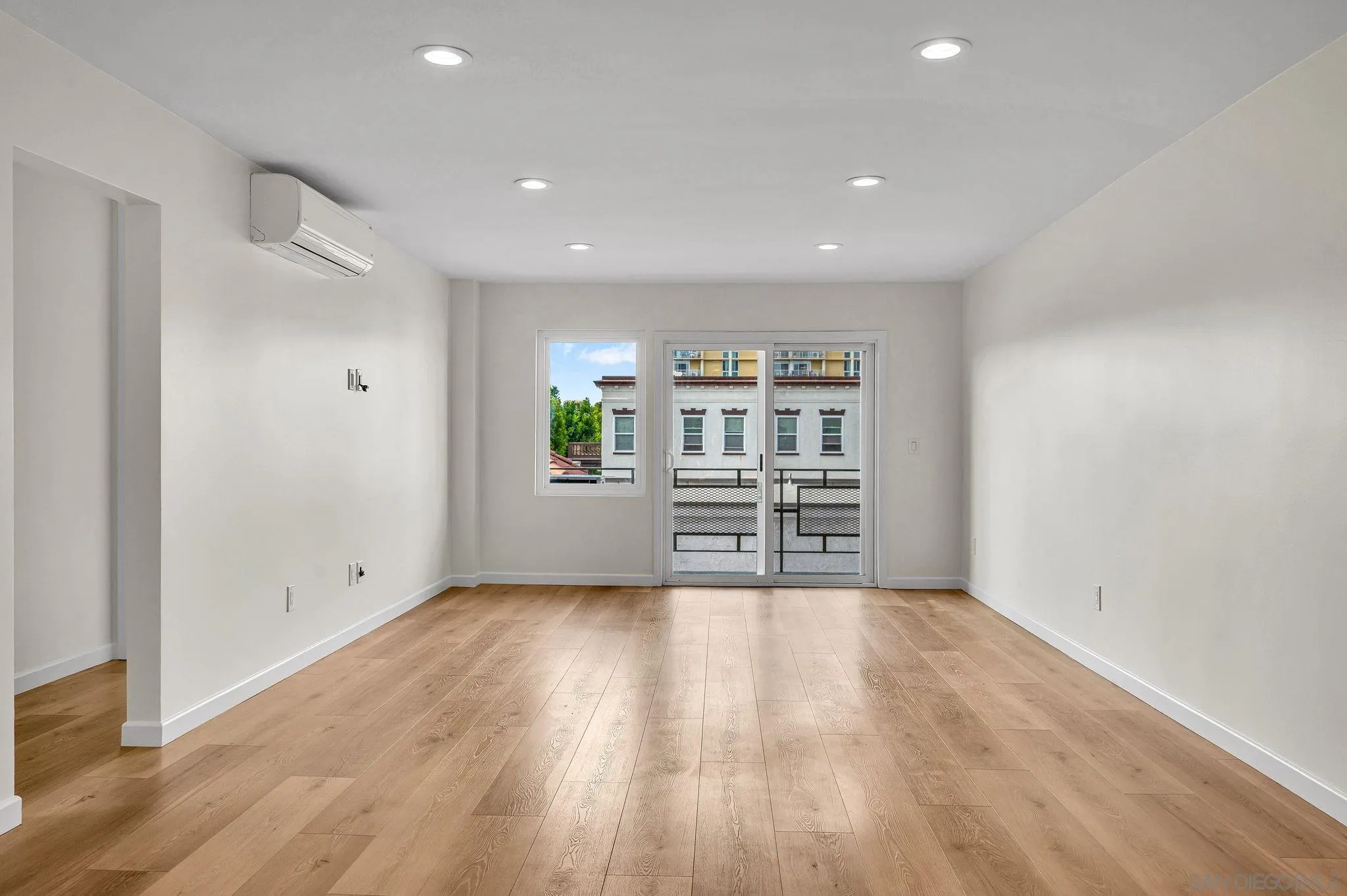https://cdn.realtyfeed.com/cdn/127/260021062/8003ddcaa4af22cff1133d1d9161724d.webp