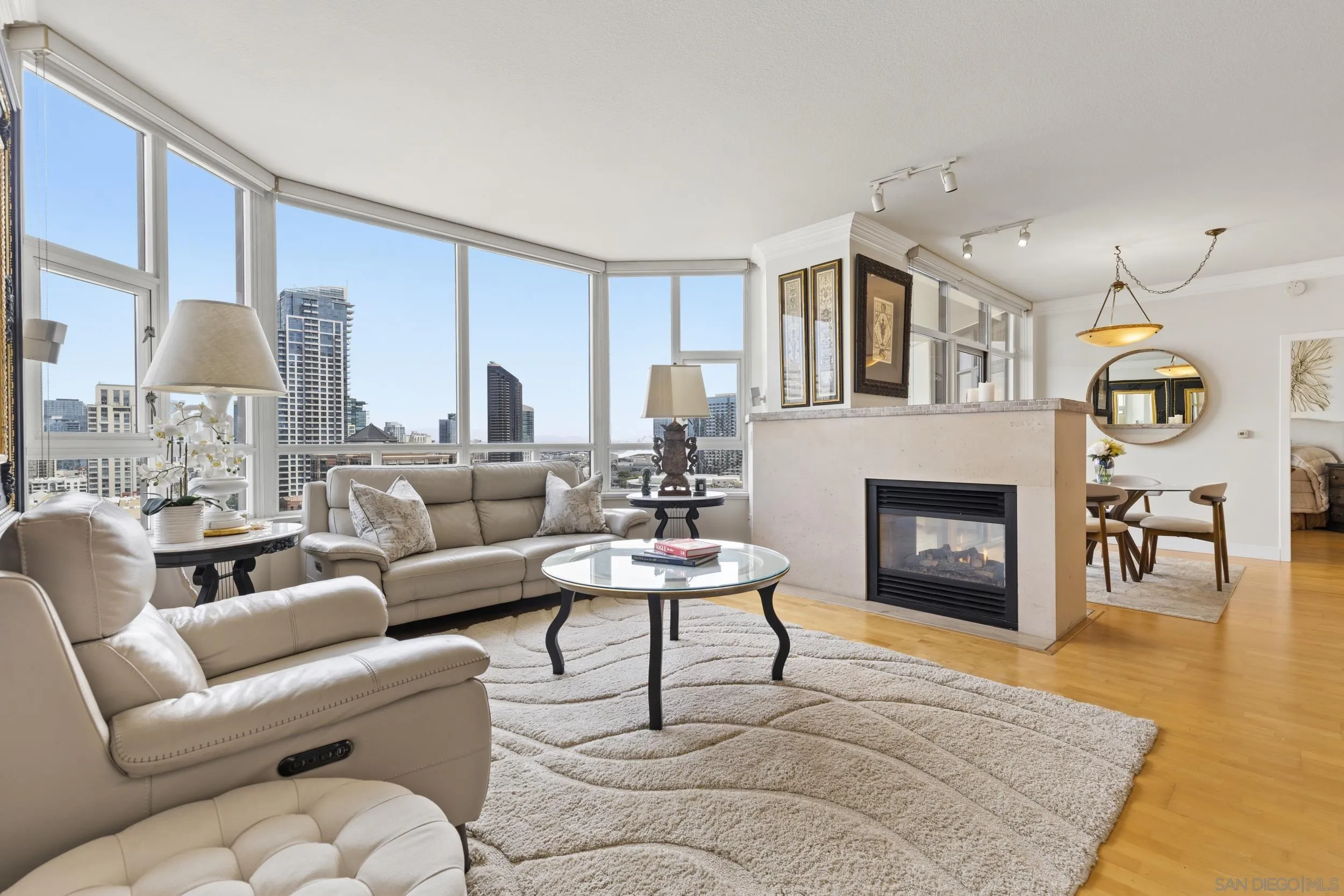 700 W Harbor Dr. Unit 1502, San Diego, CA 92101 - Photo 3 of 31, San Diego, CA