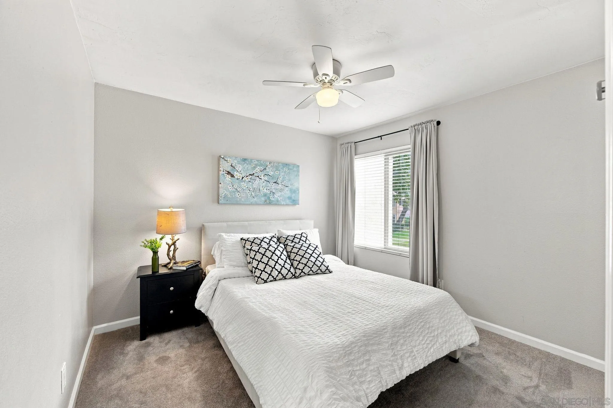https://cdn.realtyfeed.com/cdn/127/260021071/2105e3381861b5a7ff55a5f84ec3e8e3.webp