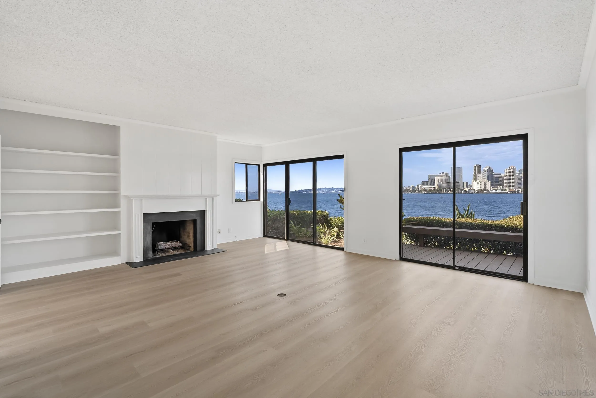 https://cdn.realtyfeed.com/cdn/127/260021074/779bb67330449a54f6d93d9b5daab8a7.webp
