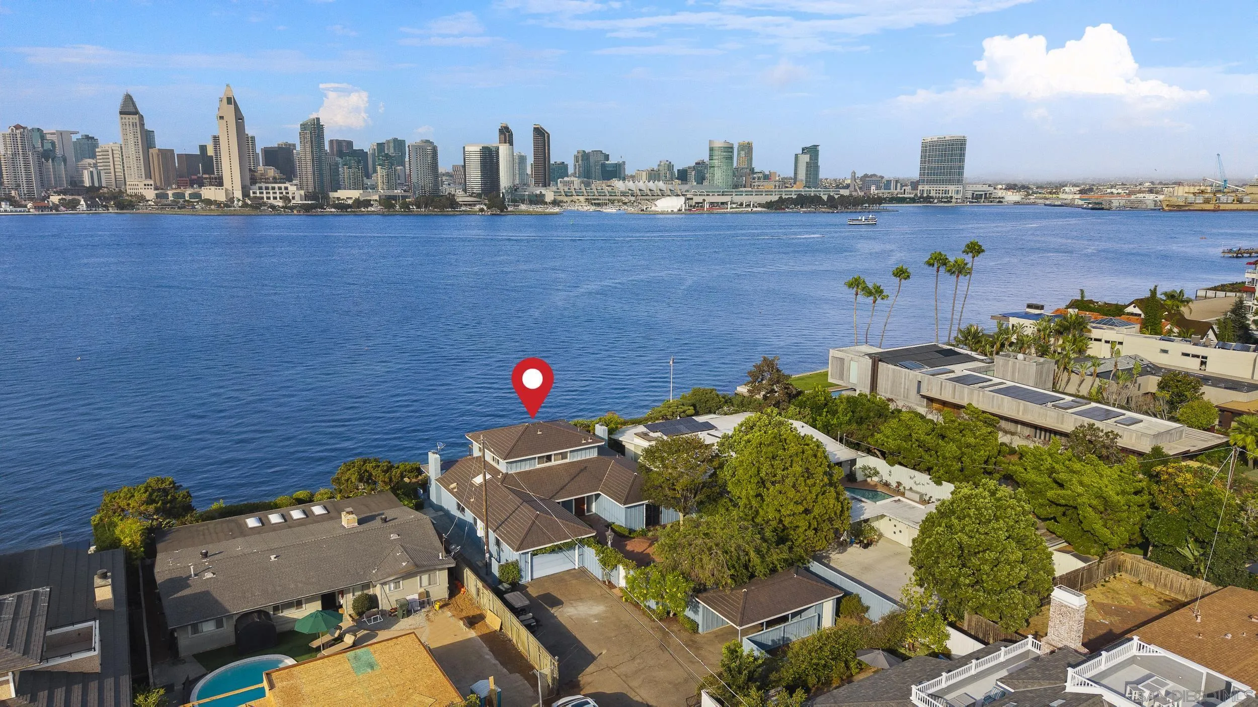 https://cdn.realtyfeed.com/cdn/127/260021074/8b01d3474af4a0a5c54f41cb295be0fa.webp