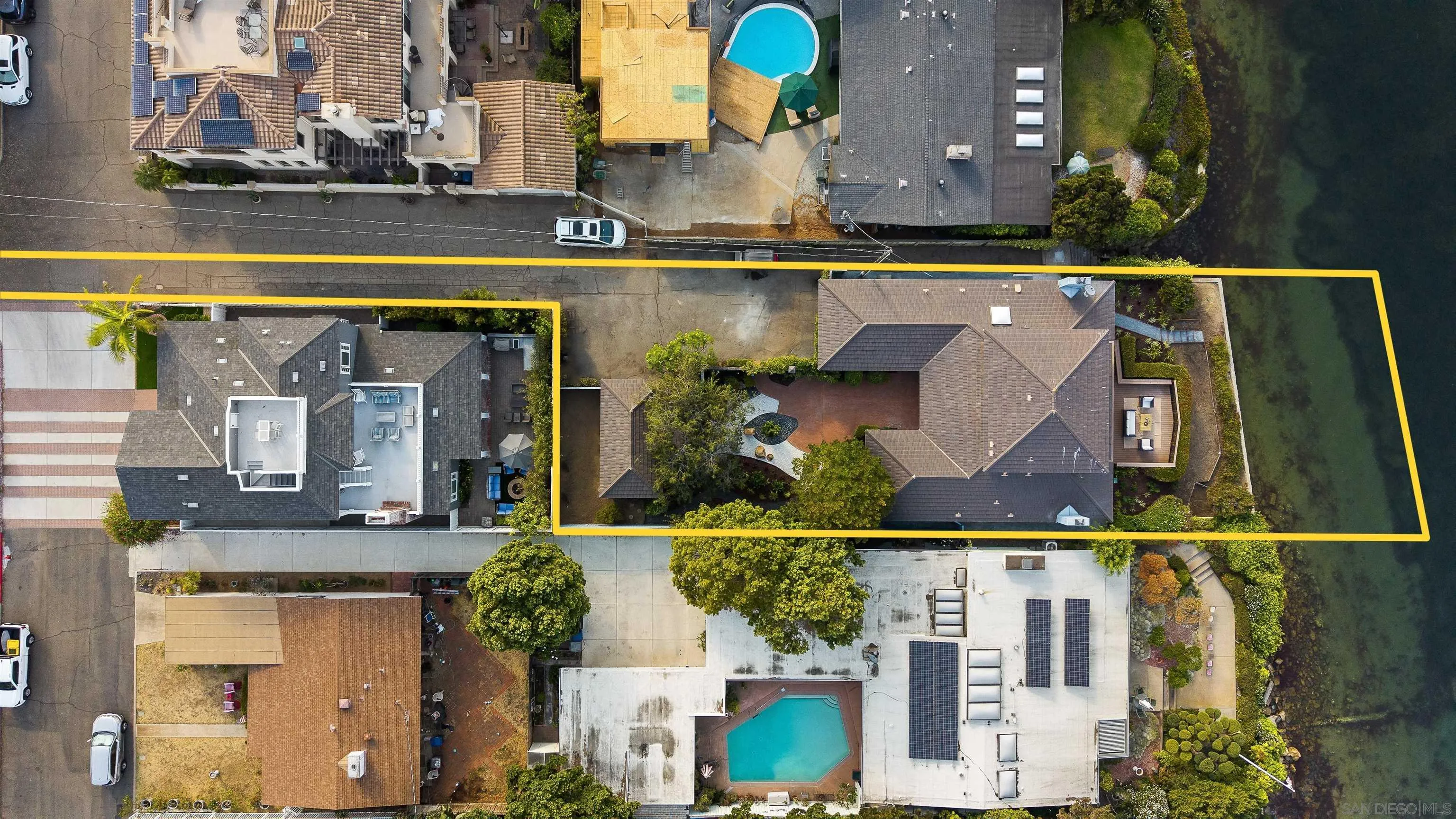 https://cdn.realtyfeed.com/cdn/127/260021074/a377770c98d2c8fc1bcfa9b4f77260a8.webp