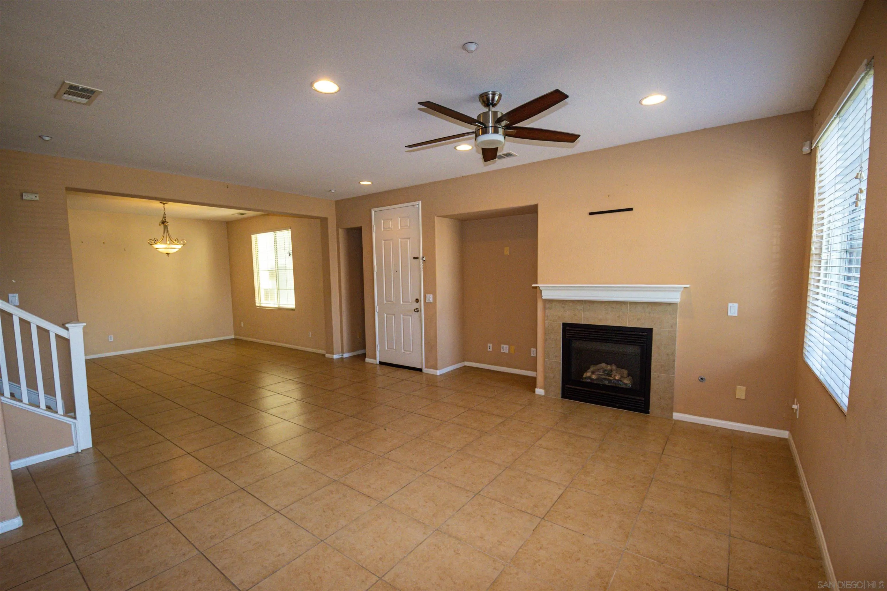 1733 Cripple Creek Unit 4, Chula Vista, CA 91915 - Photo 4 of 30, Chula Vista, CA