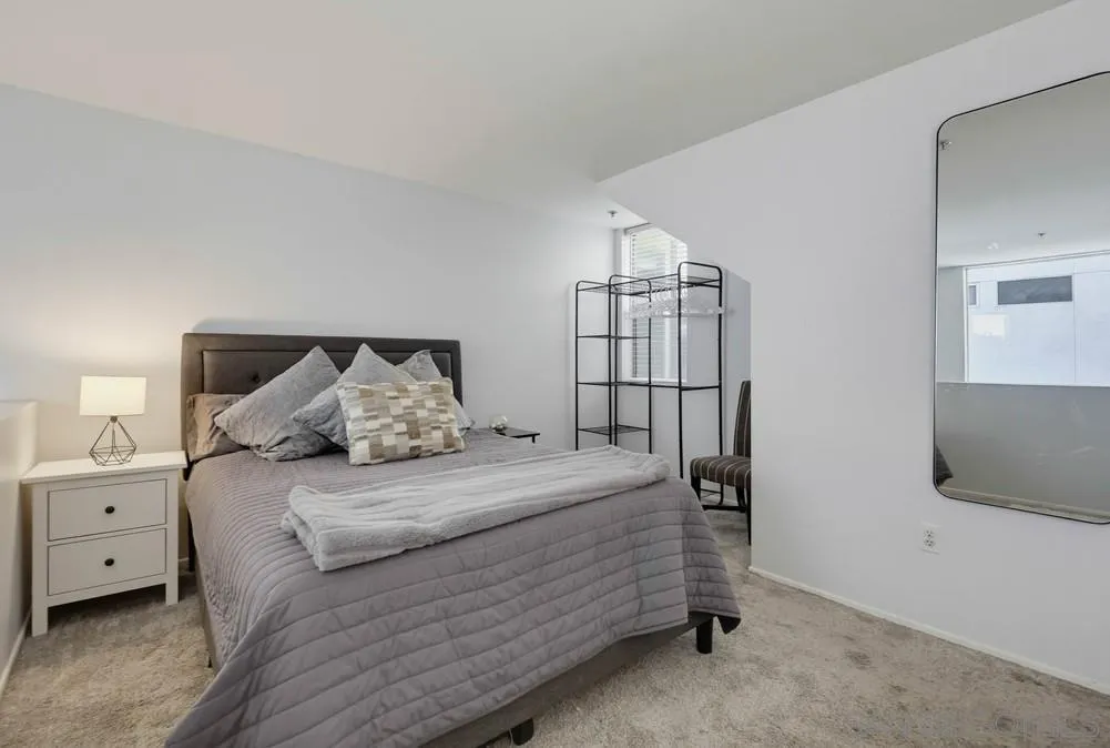 https://cdn.realtyfeed.com/cdn/127/260021077/853a44975894d451bf7190d24a1d8bdc.webp