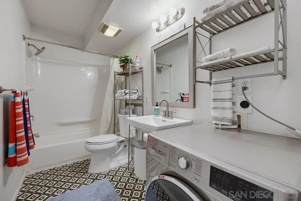 https://cdn.realtyfeed.com/cdn/127/260021077/9369a0e467316977357451562b1677d1.webp