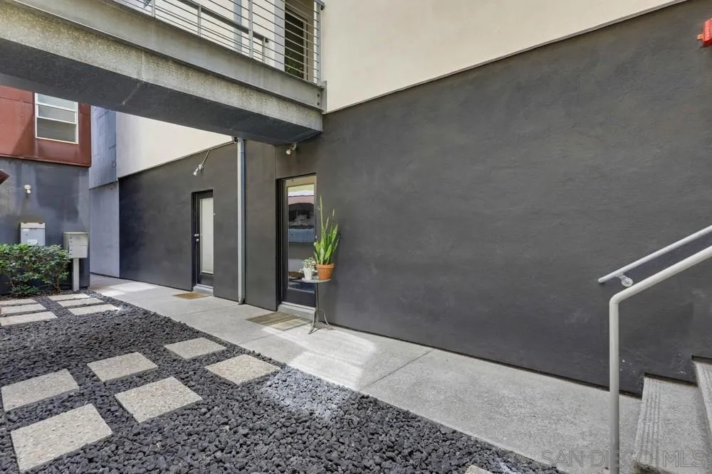 https://cdn.realtyfeed.com/cdn/127/260021077/d0292da0abb9fc61bf225c2a04788cc4.webp