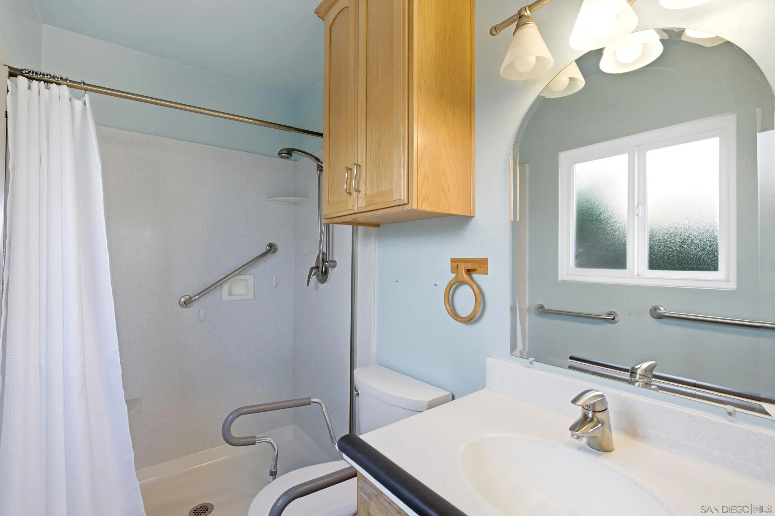 https://cdn.realtyfeed.com/cdn/127/260021078/50c9d63374ee35225de1da40750da9ac.webp