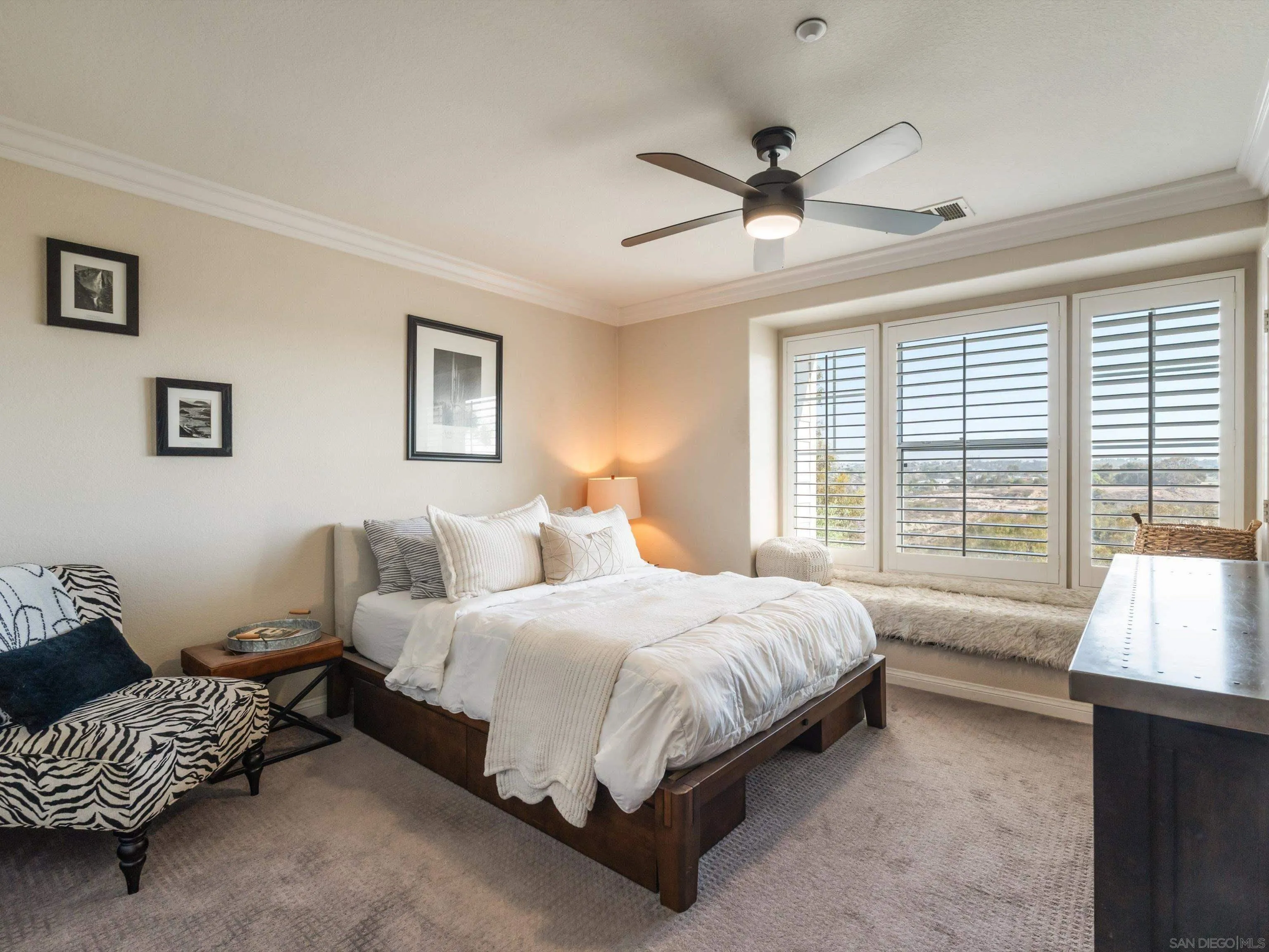 https://cdn.realtyfeed.com/cdn/127/260021080/0807dff591d17beb5212a32c6e56100f.webp