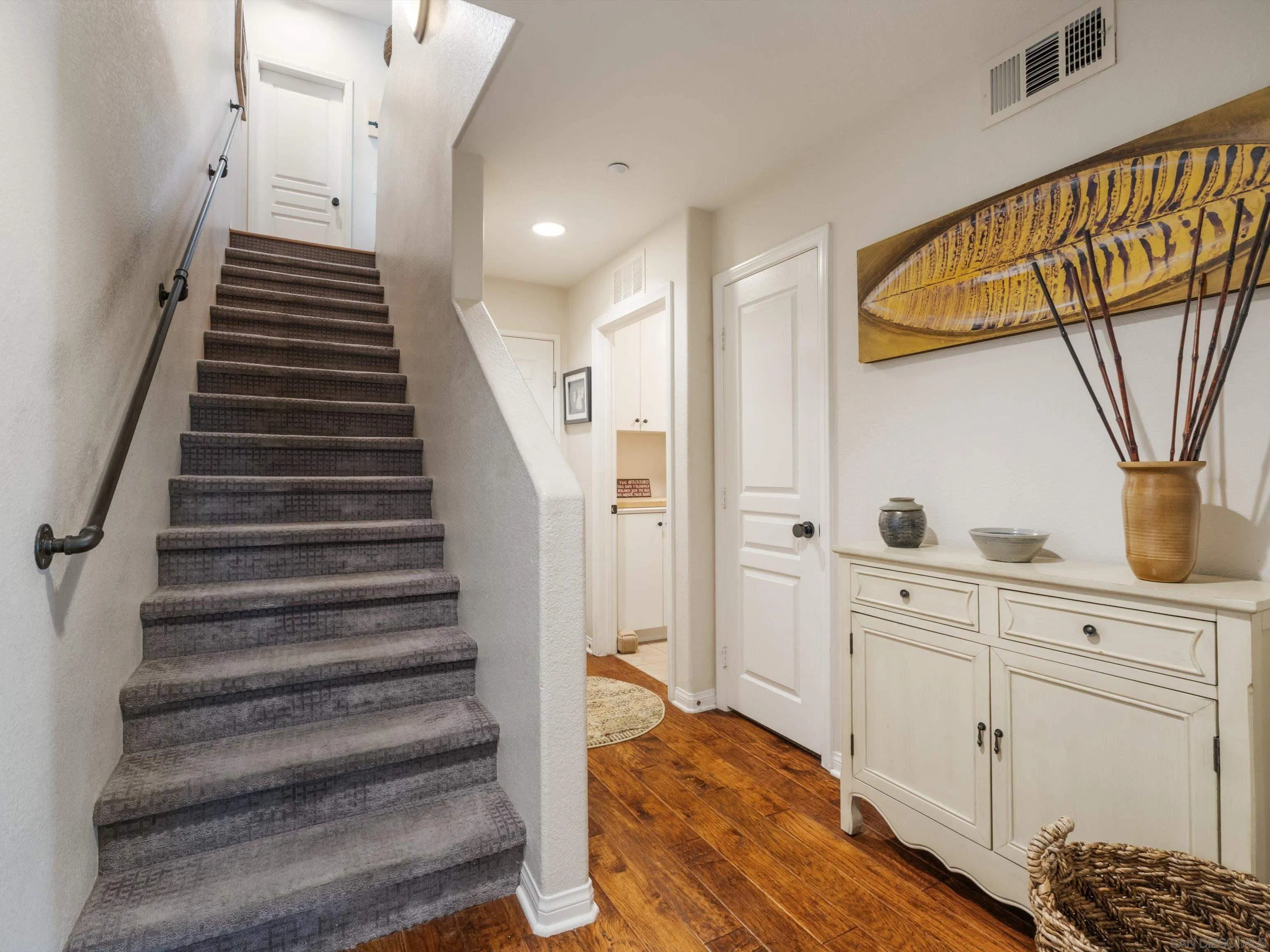https://cdn.realtyfeed.com/cdn/127/260021080/3750b8f35d0b3c93b76690221e0fde84.webp
