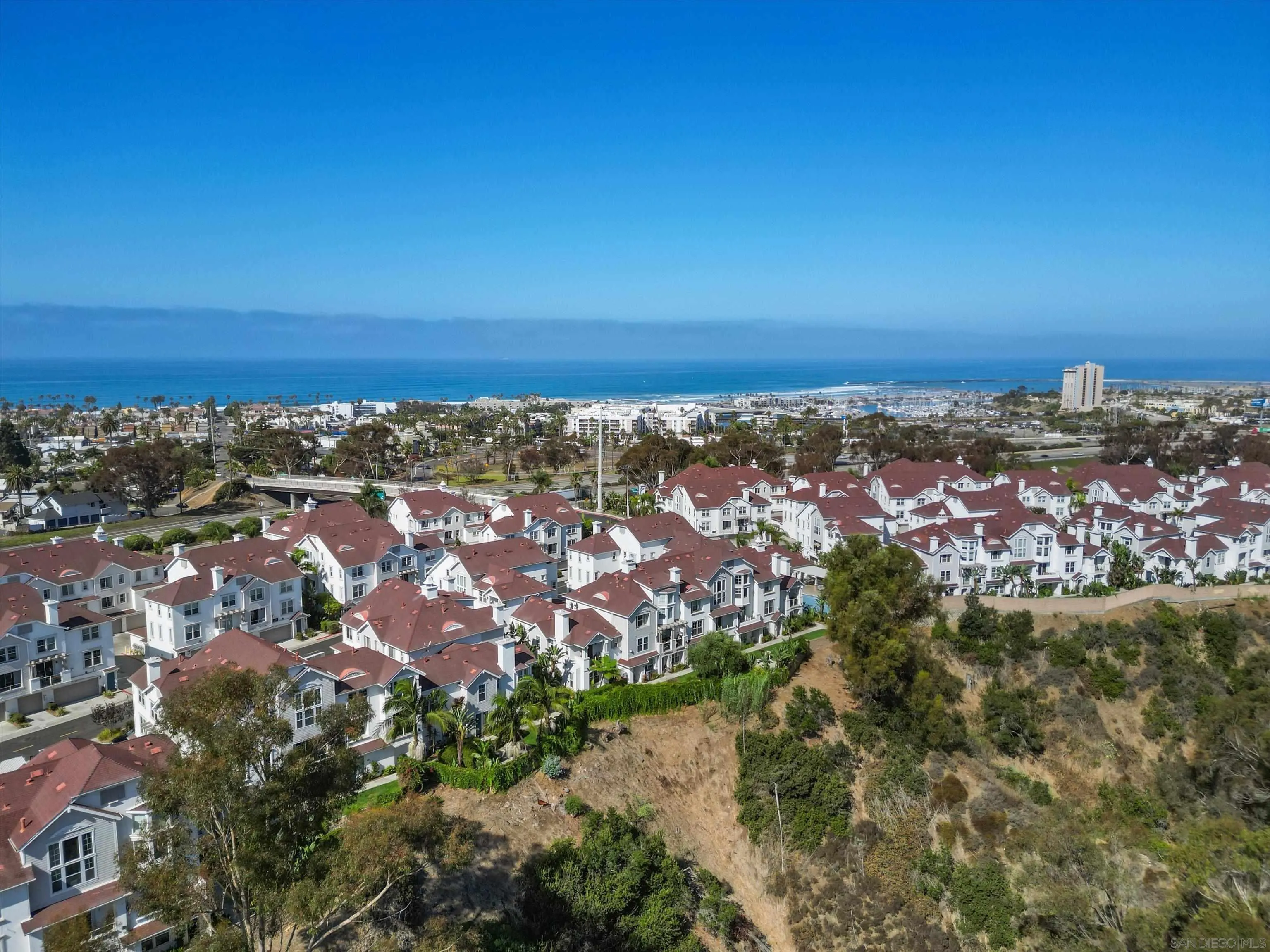 https://cdn.realtyfeed.com/cdn/127/260021080/8836c04ba7f6e1b02610ba476ca84bc6.webp