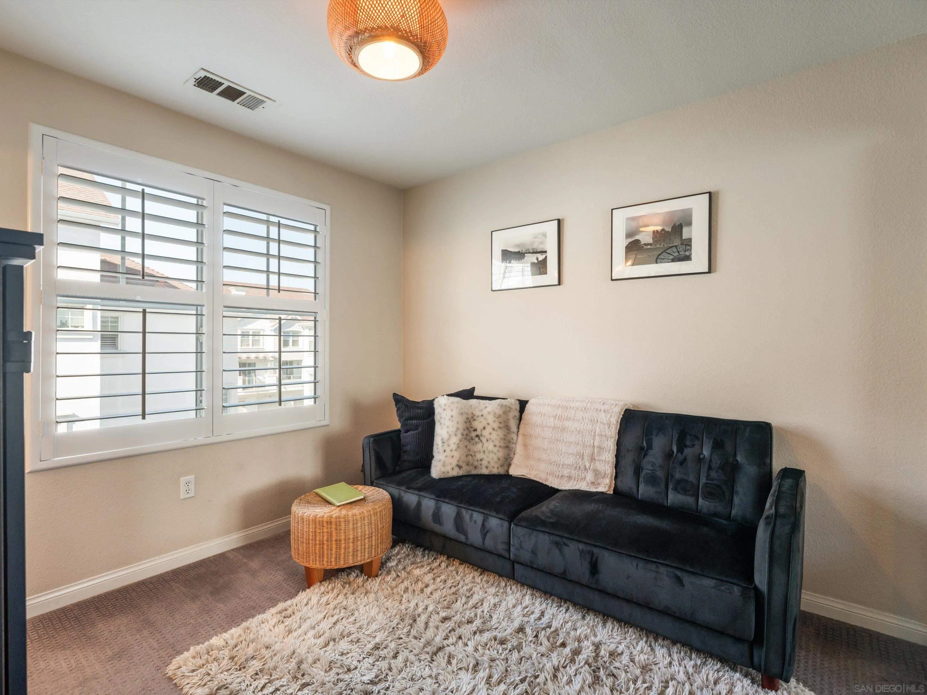 https://cdn.realtyfeed.com/cdn/127/260021080/d93fbe1461ec868667a22d0cde88704a.webp