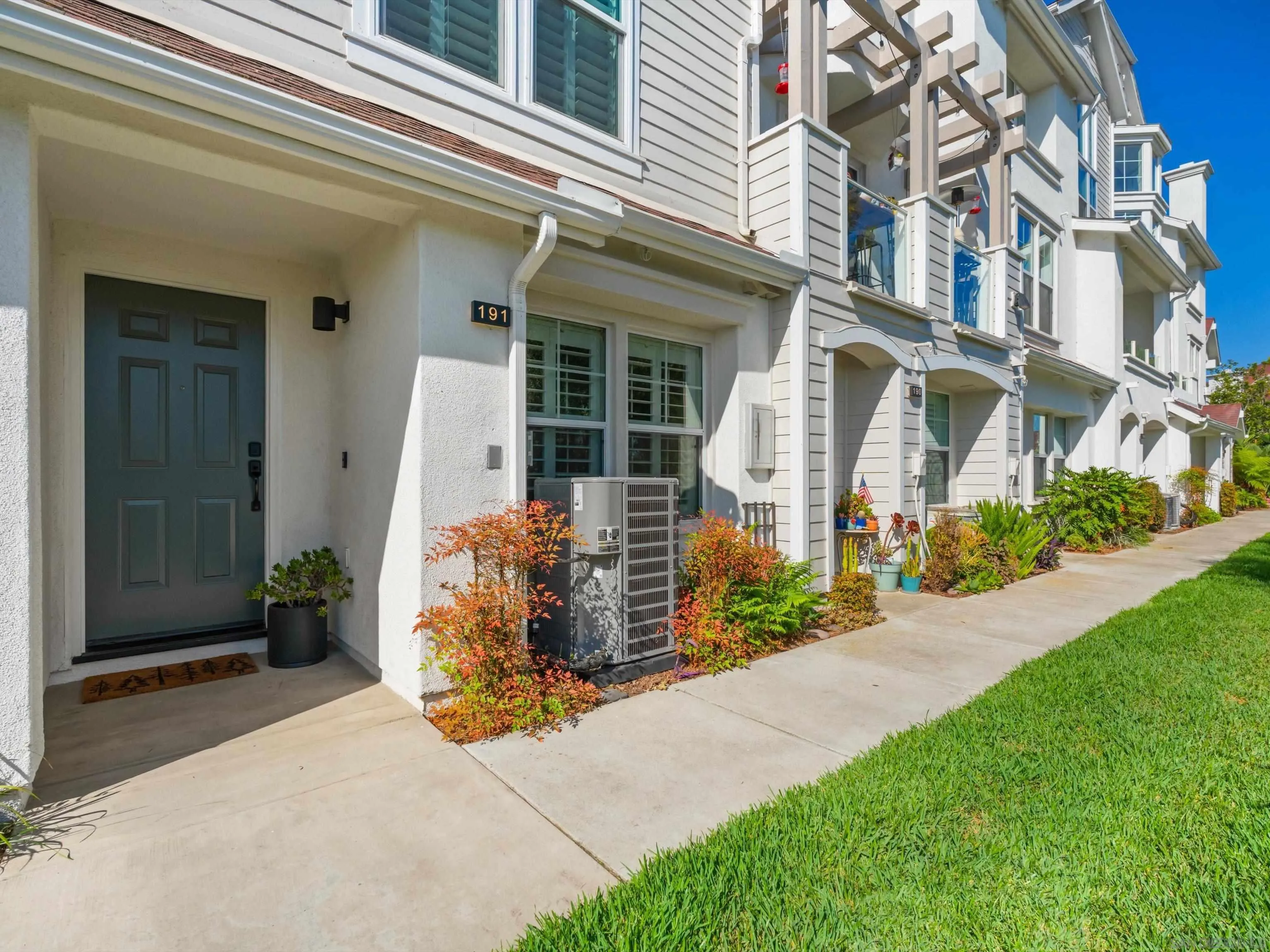 https://cdn.realtyfeed.com/cdn/127/260021080/e785820fb73447a8eaee57fd55ceaf9b.webp