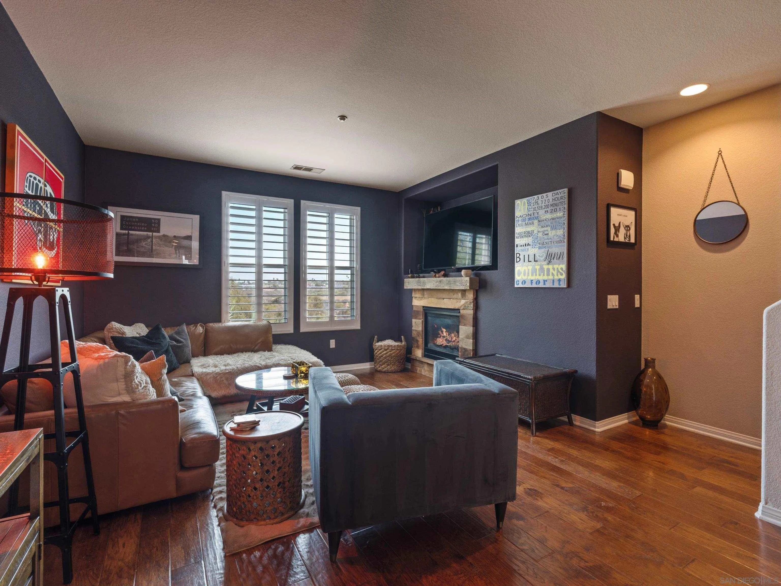 https://cdn.realtyfeed.com/cdn/127/260021080/f2d2554a2188433d0ddd826f4c506071.webp