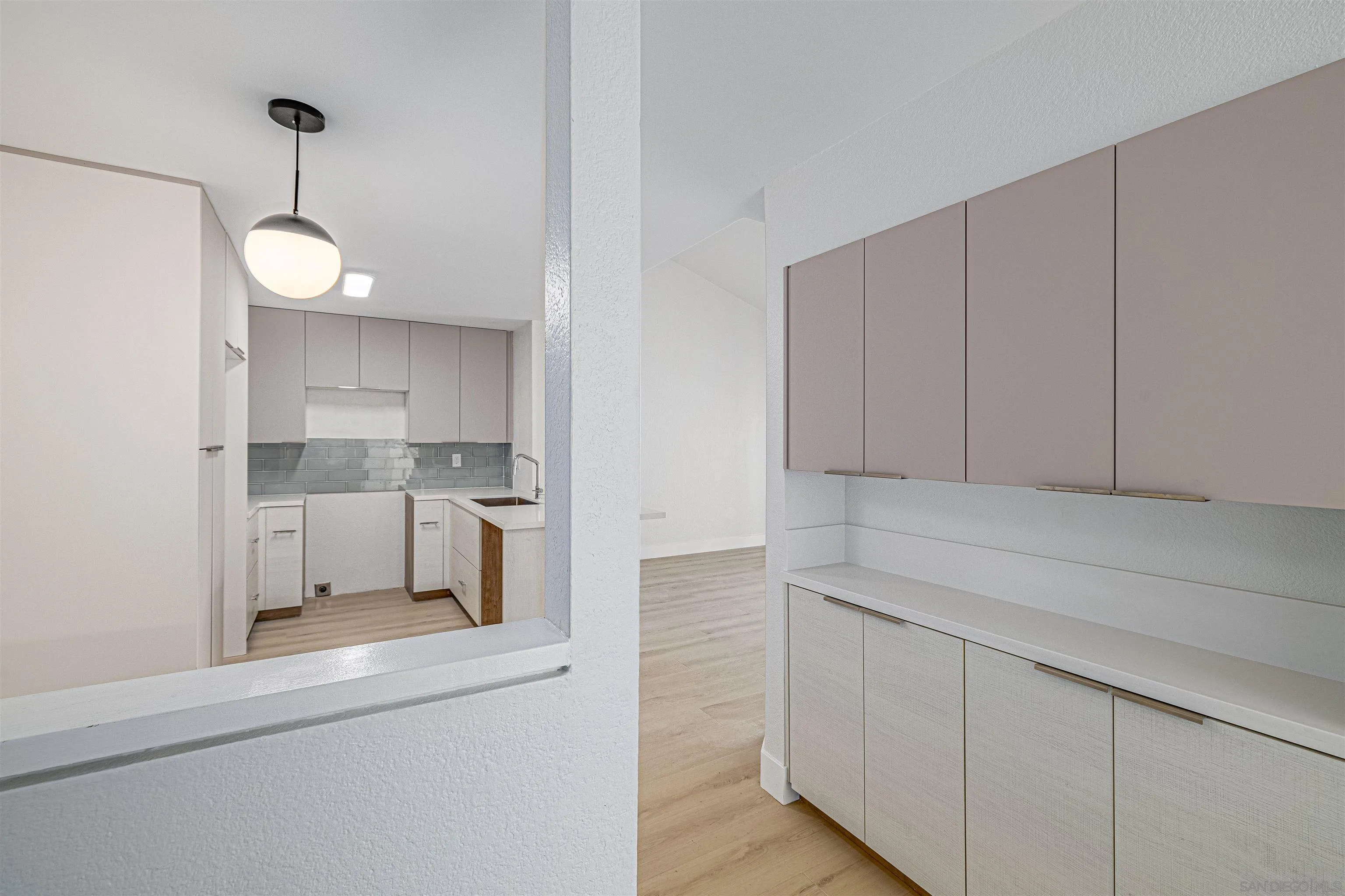 https://cdn.realtyfeed.com/cdn/127/260021085/767bd4f4025553ce28e85b7b71531eca.webp