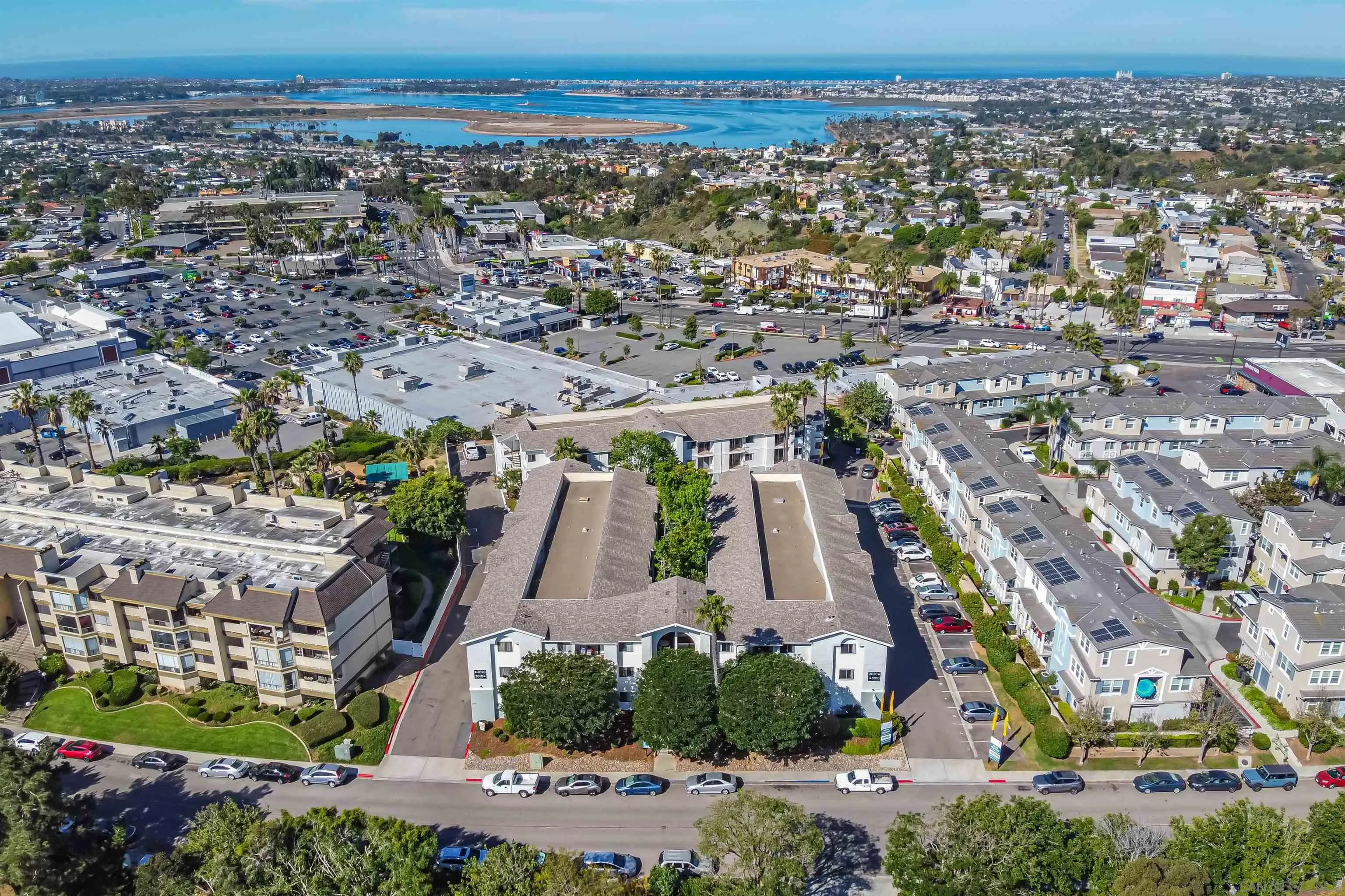 https://cdn.realtyfeed.com/cdn/127/260021085/dc62dd0d973a53e266e4cb1a960feffd.webp