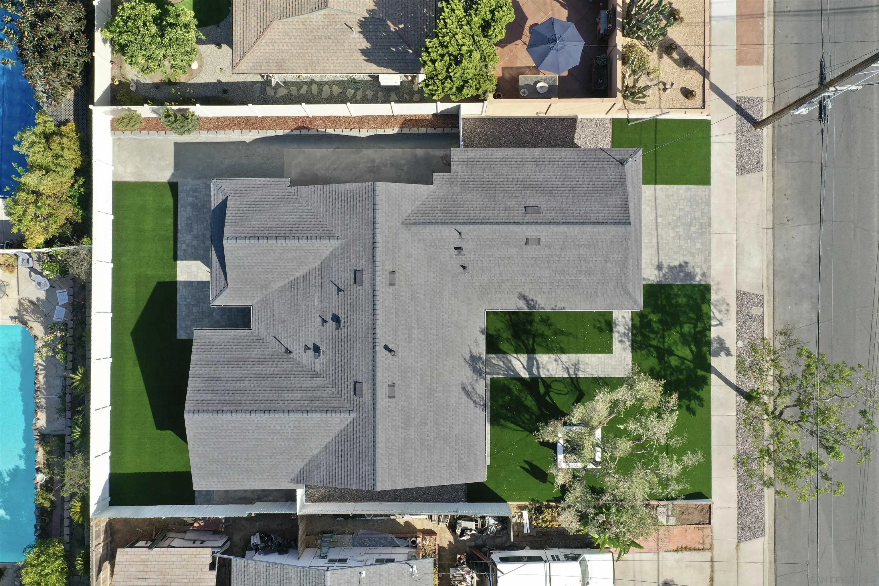 https://cdn.realtyfeed.com/cdn/127/260021087/190e2e8ddf058d710a5693ad8b9f71d6.webp
