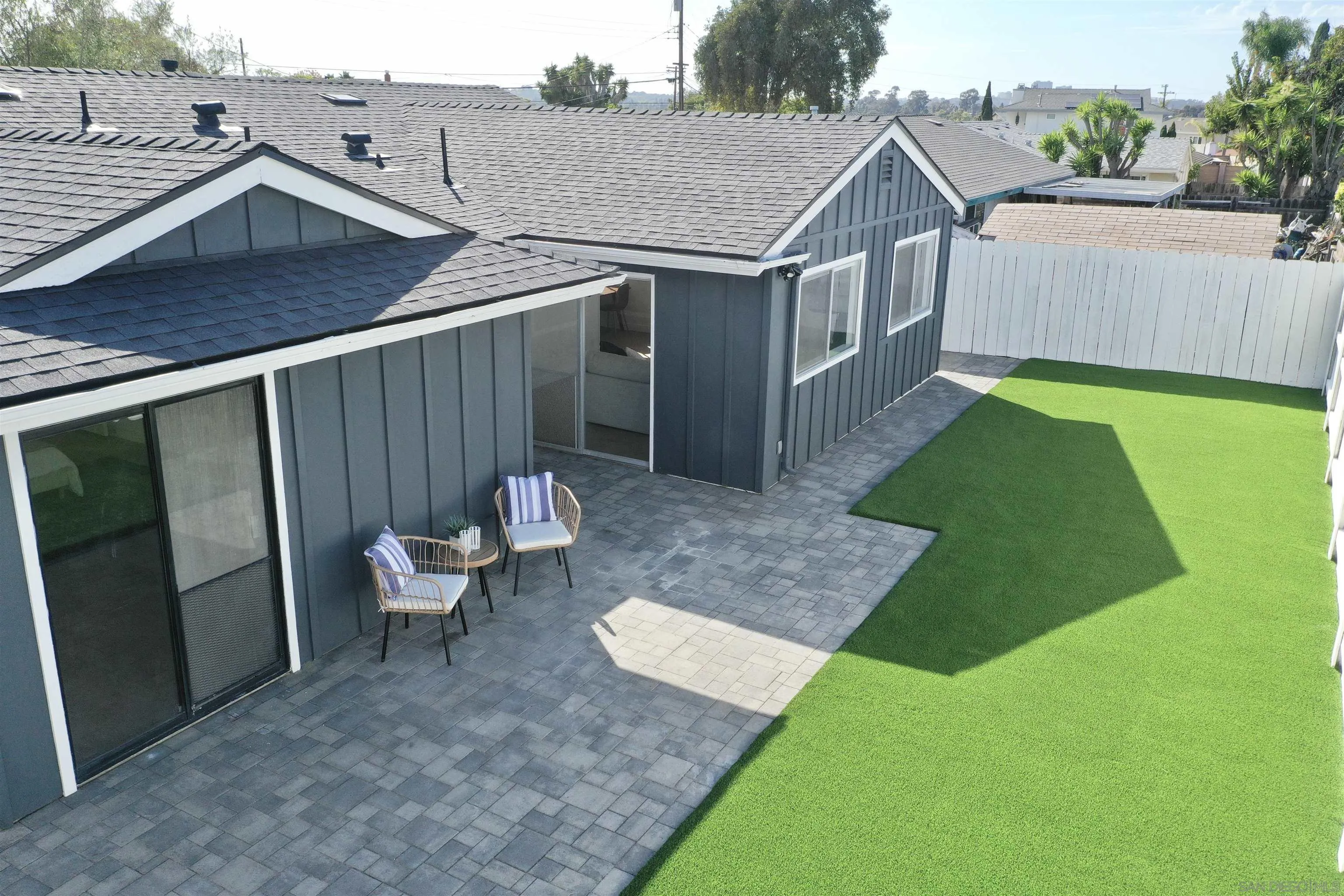 https://cdn.realtyfeed.com/cdn/127/260021087/444bda15d6f1ca28e8b84cf33735bbc5.webp