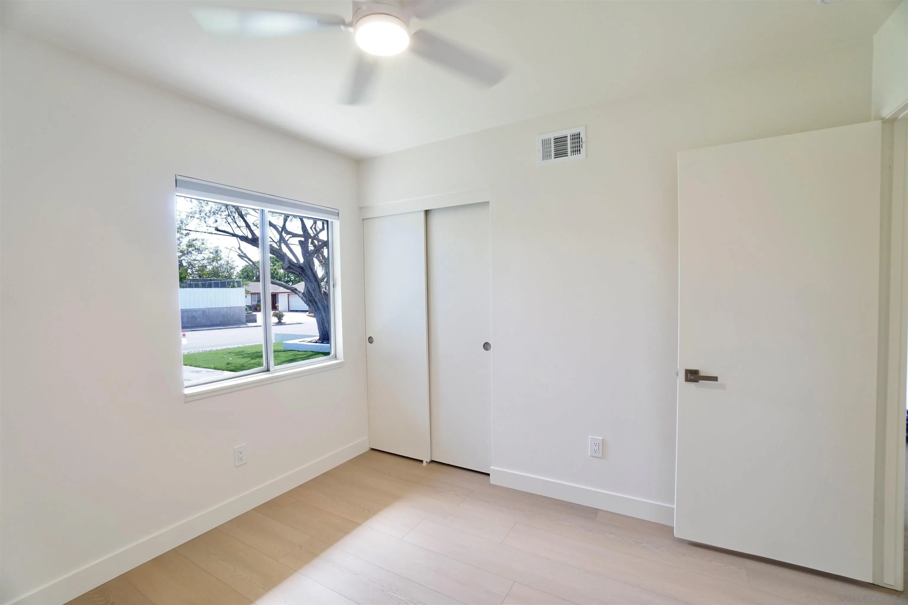 https://cdn.realtyfeed.com/cdn/127/260021087/c9edd8c8d2152cf253a2356d1b0cd3c2.webp