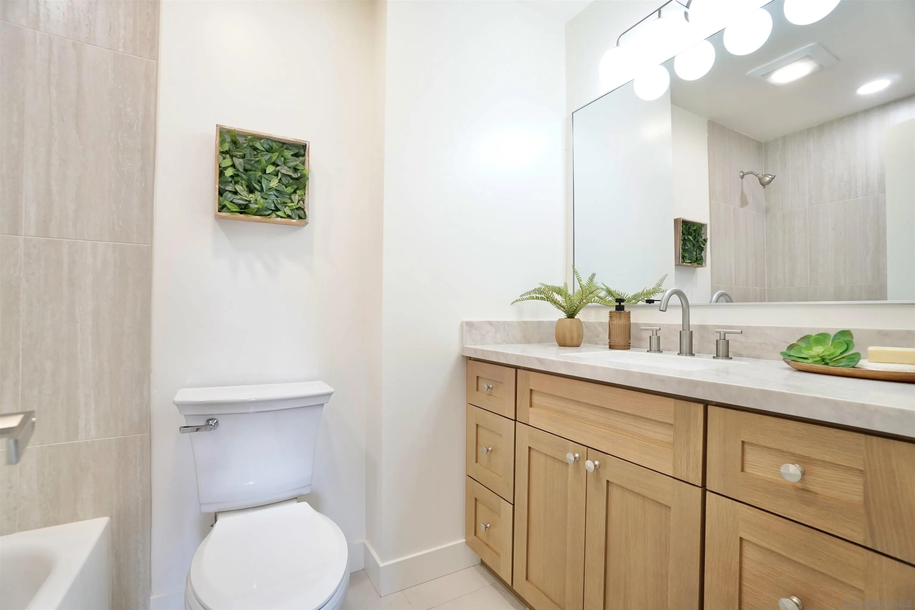 https://cdn.realtyfeed.com/cdn/127/260021087/de5237ba50bd5418b642ce2eddb343db.webp