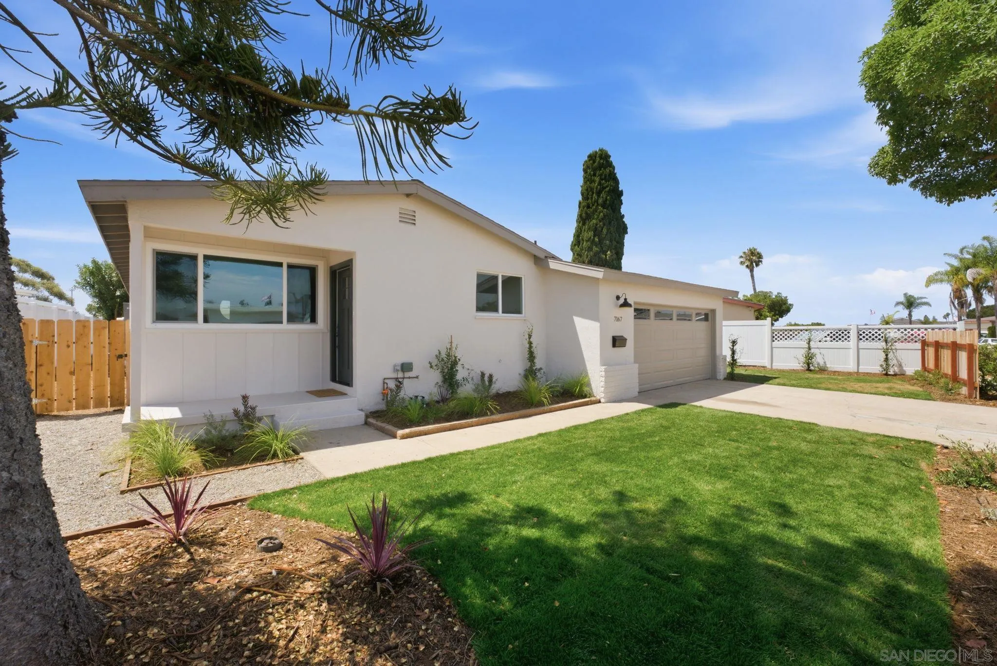 https://cdn.realtyfeed.com/cdn/127/260021089/1566e8001496c74d699307c188c5571d.webp