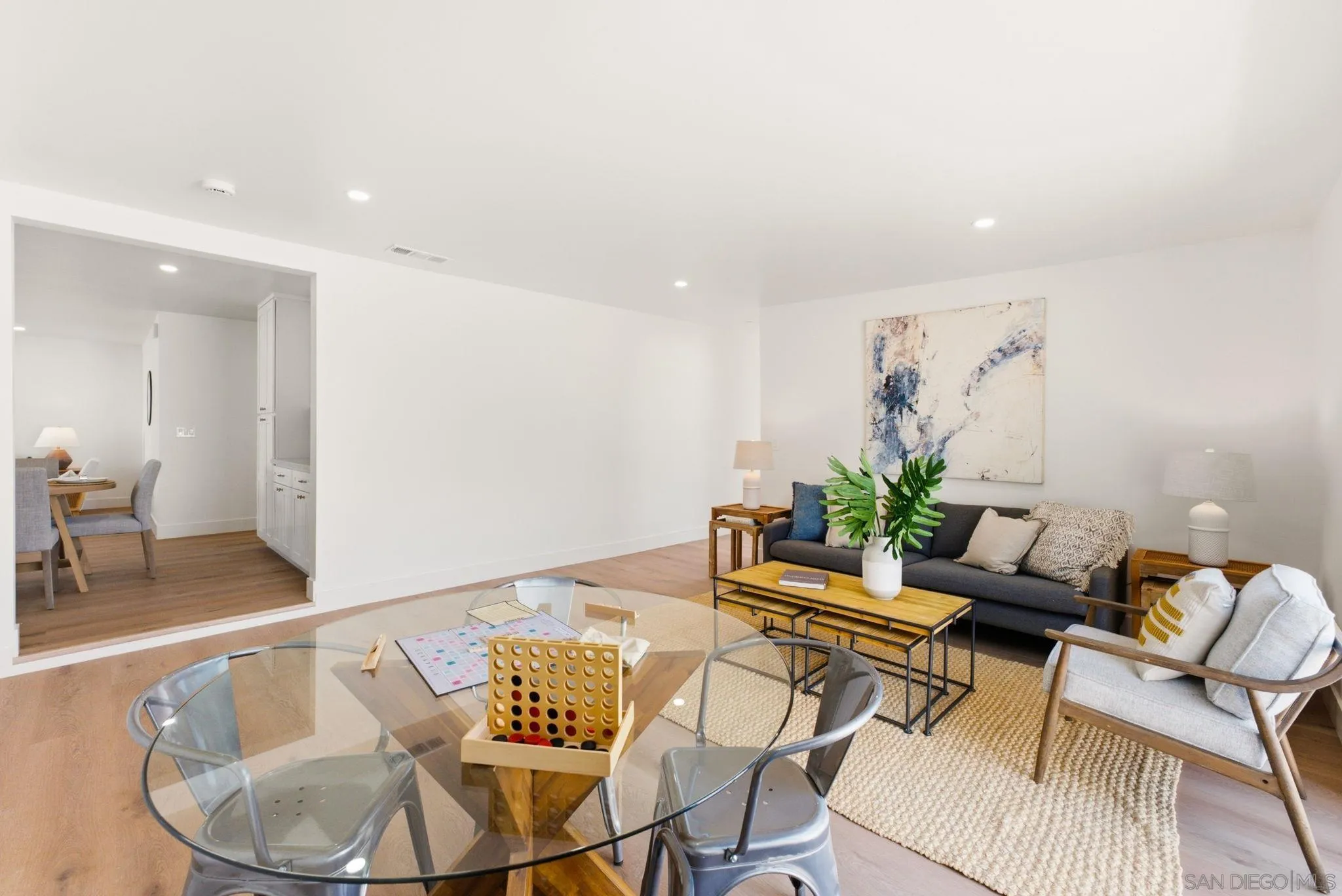 https://cdn.realtyfeed.com/cdn/127/260021089/c54579ae69cf00e212548a003957303f.webp
