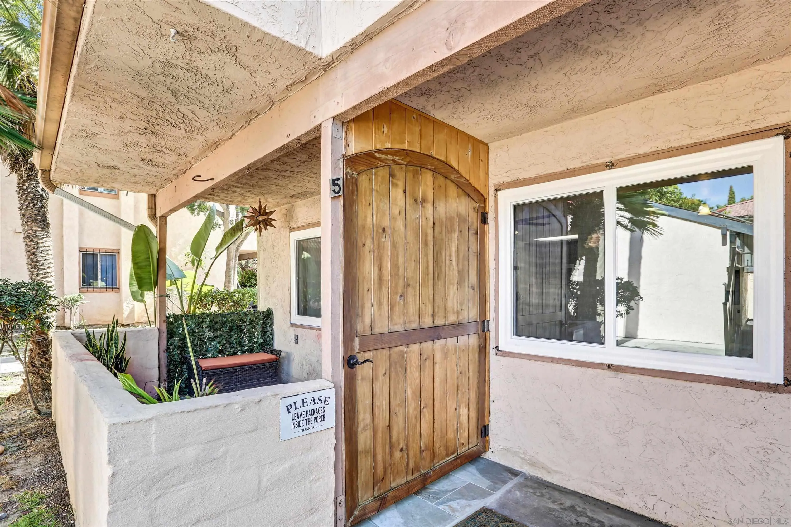 https://cdn.realtyfeed.com/cdn/127/260021090/5f8ba079a6f018025c8ea8252918194d.webp