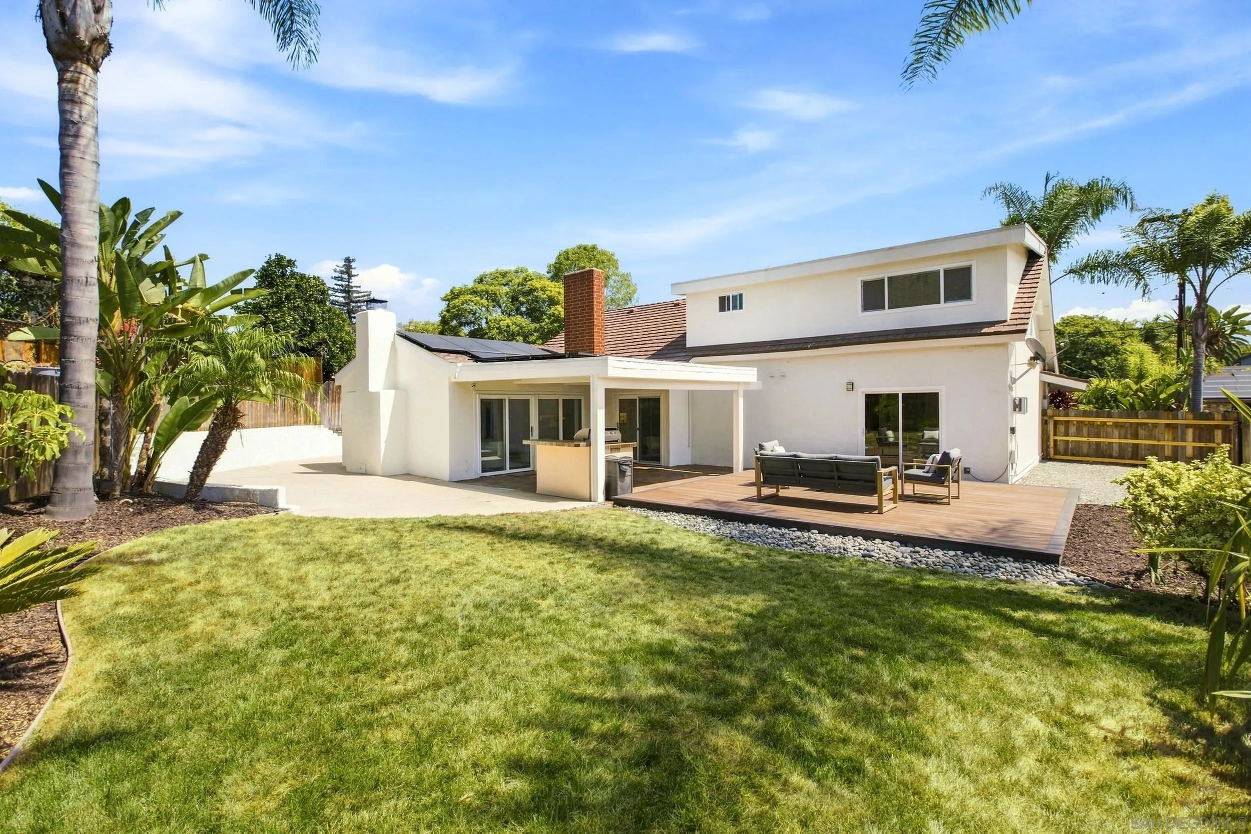 https://cdn.realtyfeed.com/cdn/127/260021093/e3781ffcb1a79efa93e201c99679f8e2.webp