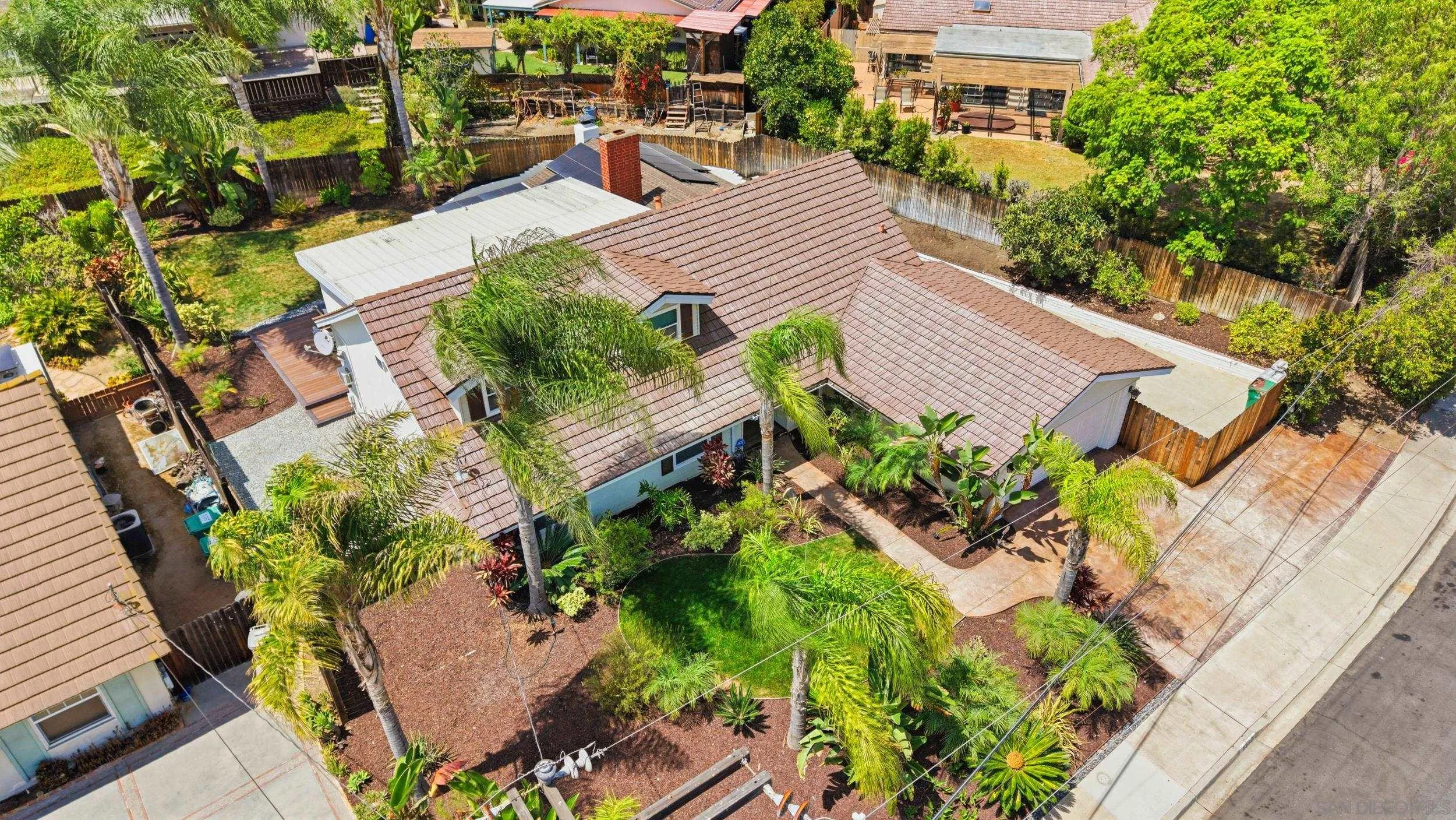 https://cdn.realtyfeed.com/cdn/127/260021093/f16044d6a2ca0777dac22d903a9ff72e.webp