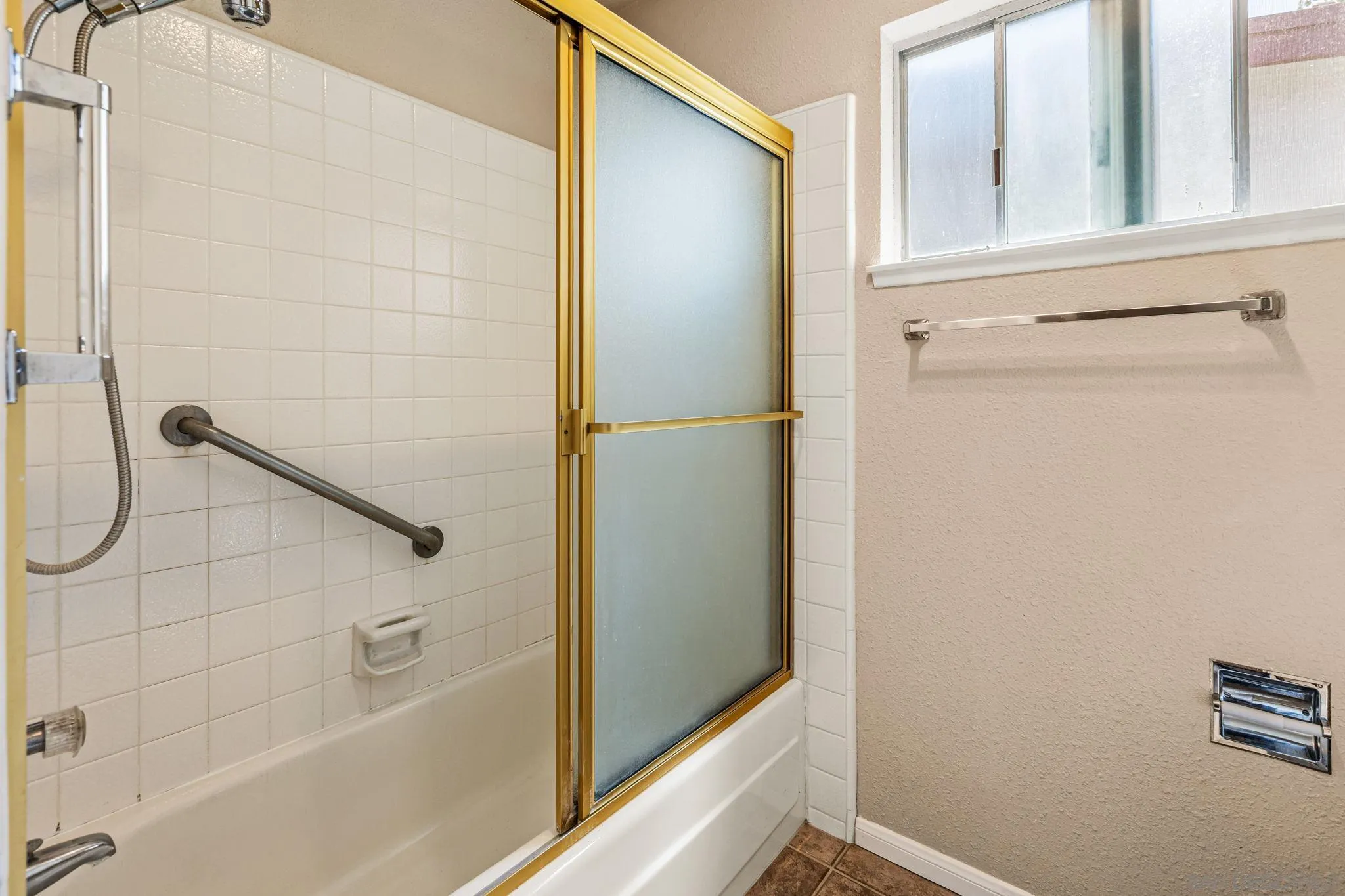 https://cdn.realtyfeed.com/cdn/127/260021094/410b1c5f8268e510db1b6838b5256c3a.webp