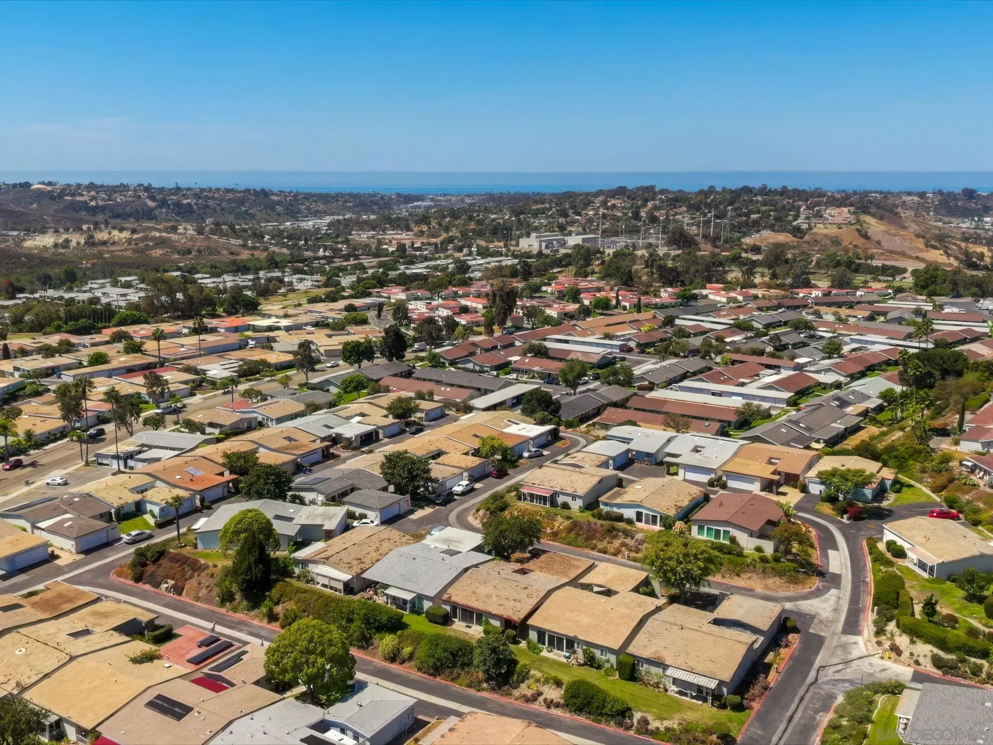 https://cdn.realtyfeed.com/cdn/127/260021094/9300d06405eb8f9d446918c4f3db3abe.webp