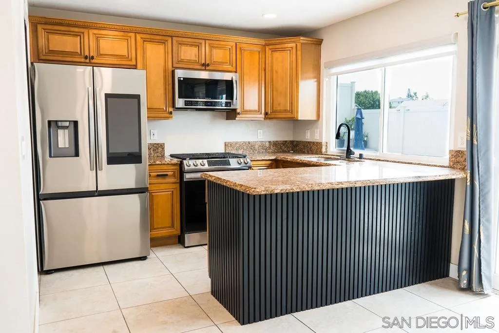 5985 Fennell Ave, San Diego, CA 92114 - Photo 5 of 16, San Diego, CA