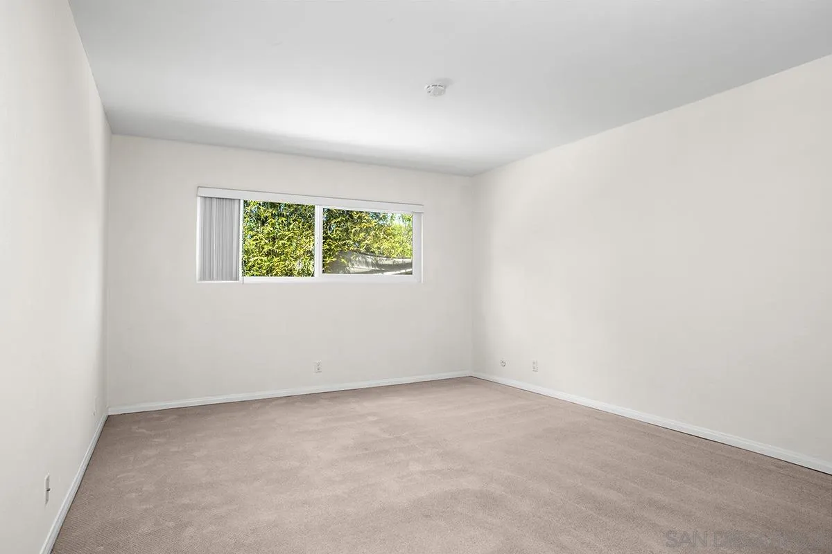 Photo #12: 2600211 Listing: Photo #12