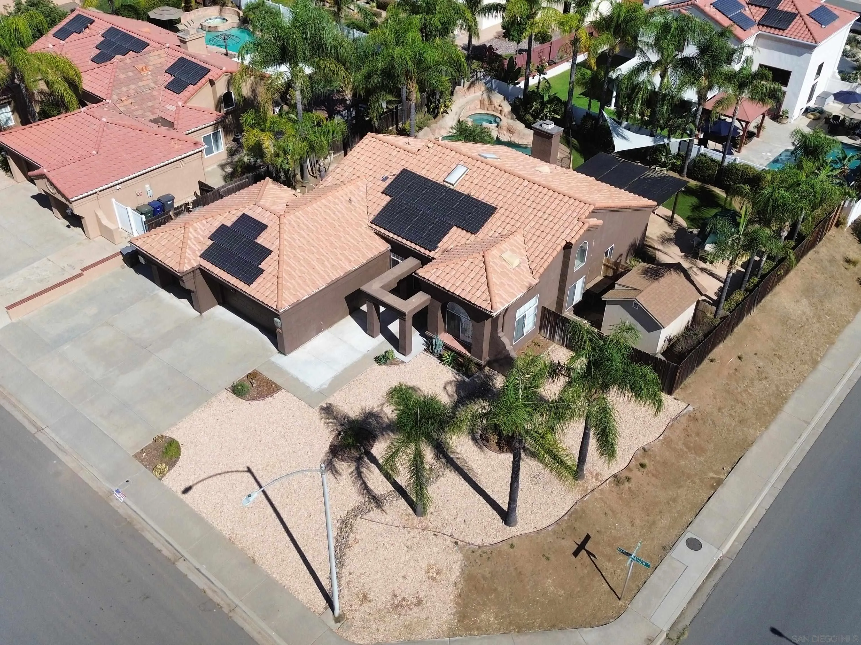 https://cdn.realtyfeed.com/cdn/127/260021104/27475ce172a47ca0b8dc9fdb7acfb0a2.webp