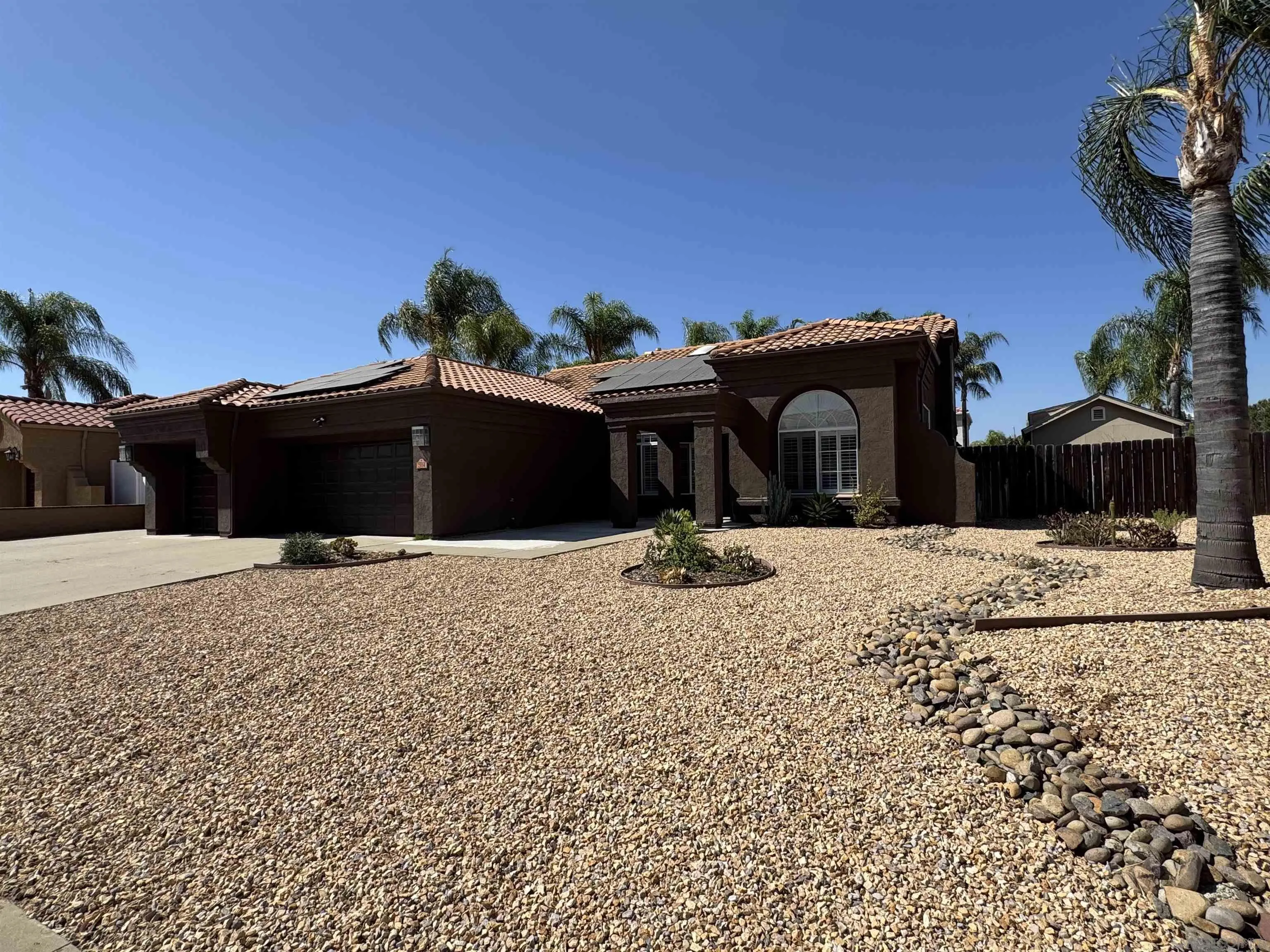 https://cdn.realtyfeed.com/cdn/127/260021104/363a4a86b5a4a729d27905f9bc6a1c2a.webp