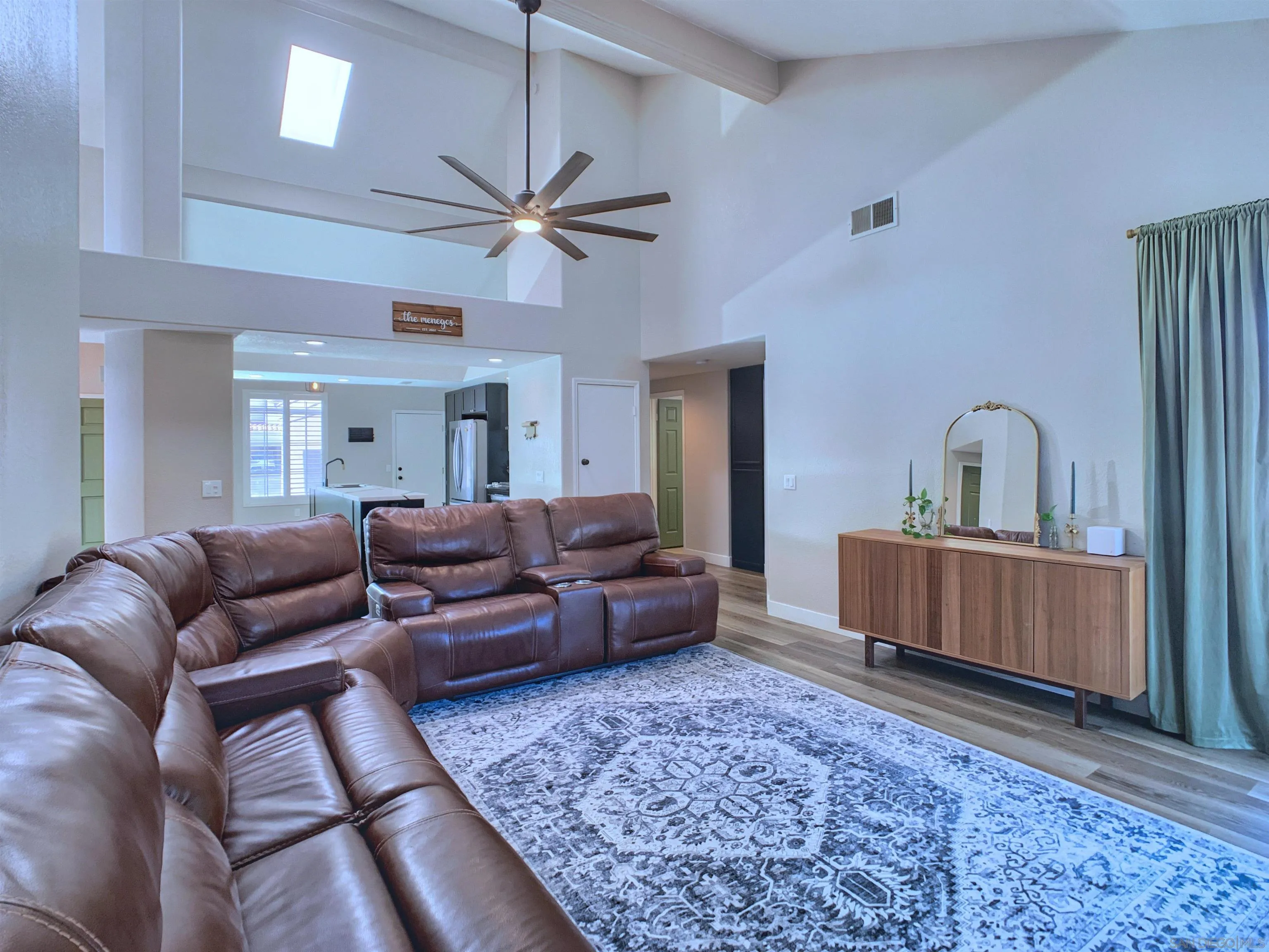 https://cdn.realtyfeed.com/cdn/127/260021104/57185c53691cd93ef7a90fb70b8b95d8.webp