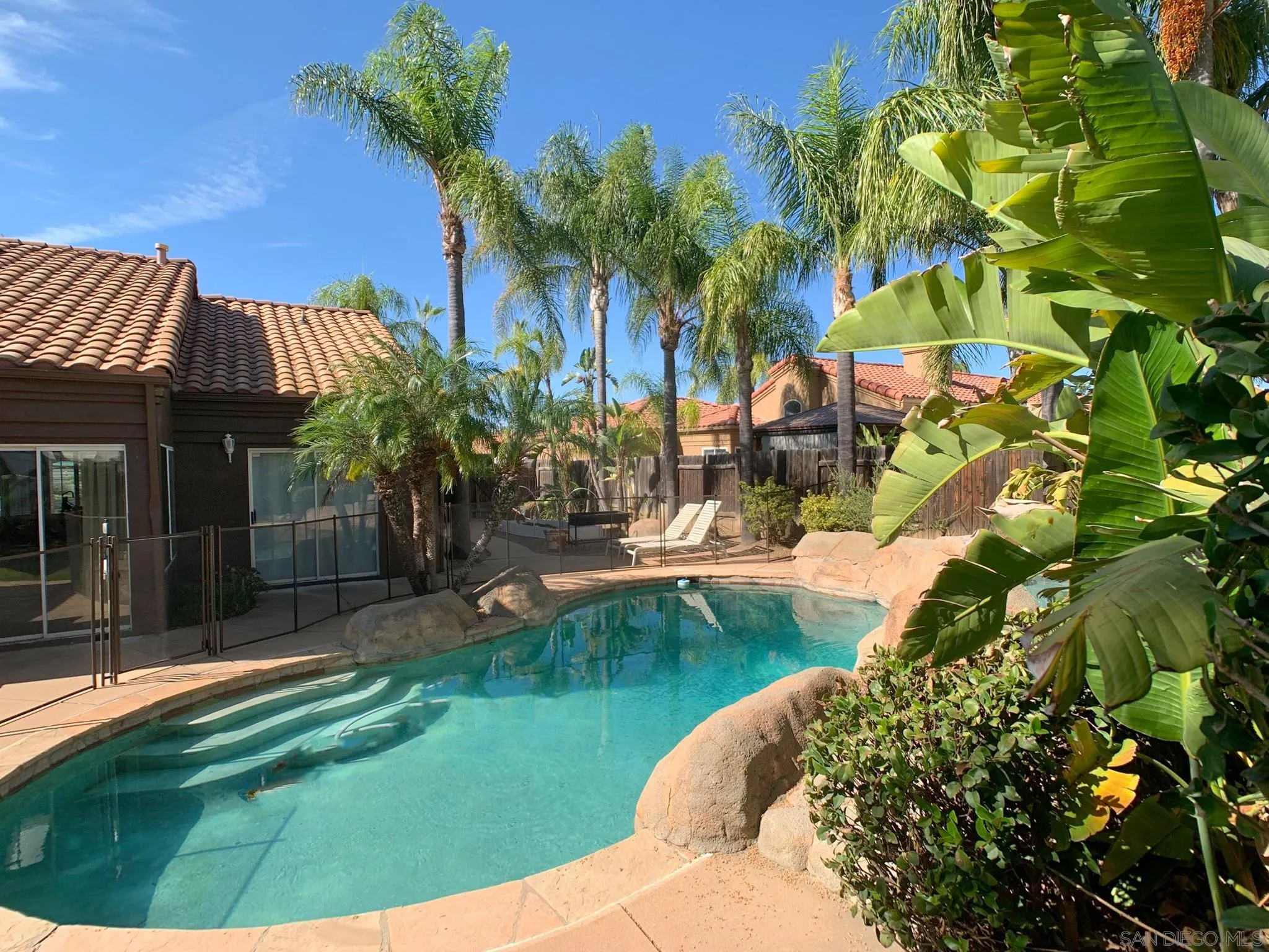 https://cdn.realtyfeed.com/cdn/127/260021104/6e9a3198b3808aa4f155033a24fd19db.webp