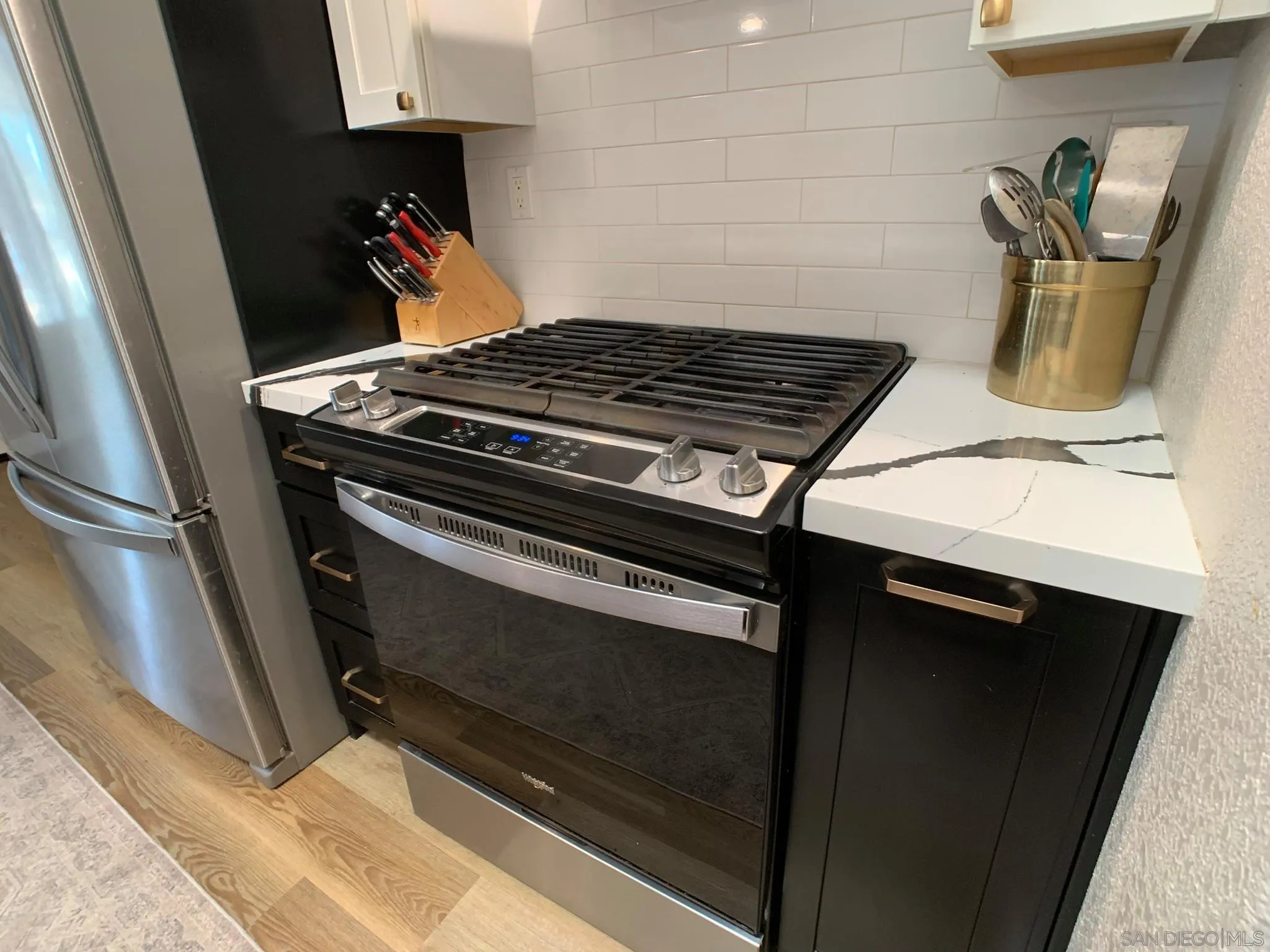 https://cdn.realtyfeed.com/cdn/127/260021104/9dc840c0a5c3506a13a30ff73e47a5e5.webp