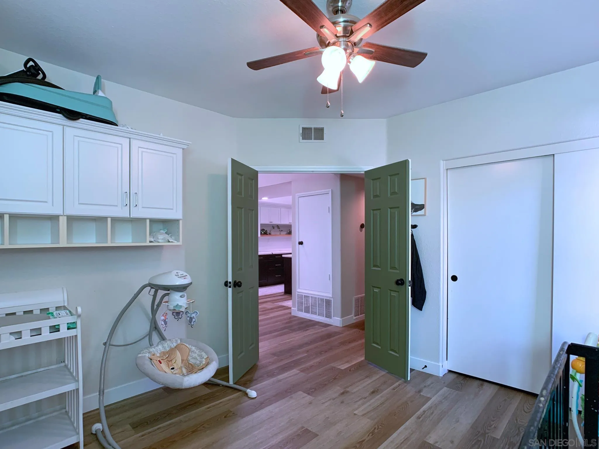 https://cdn.realtyfeed.com/cdn/127/260021104/daab978b4fd1dbed9a36974456d7f465.webp