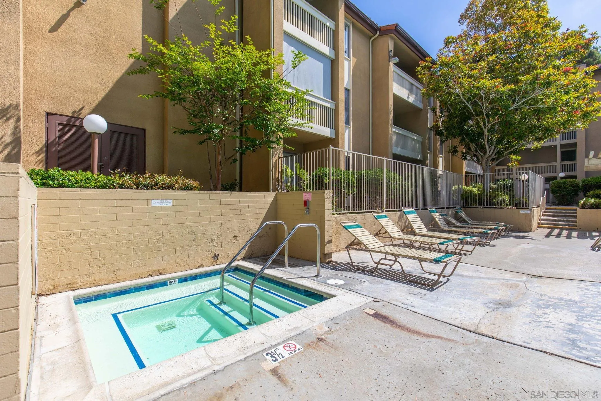 https://cdn.realtyfeed.com/cdn/127/260021109/06d0732eea753184c12bbdb12fe6e917.webp
